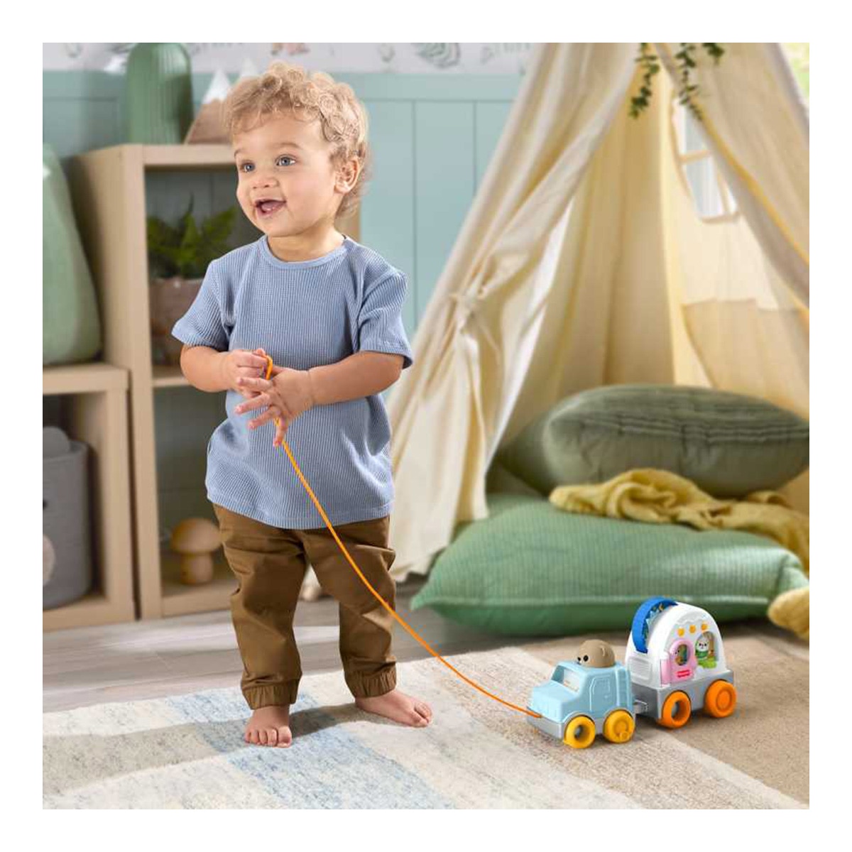 Camper con remolque  Bosque de la amistad Fisher-Price 2