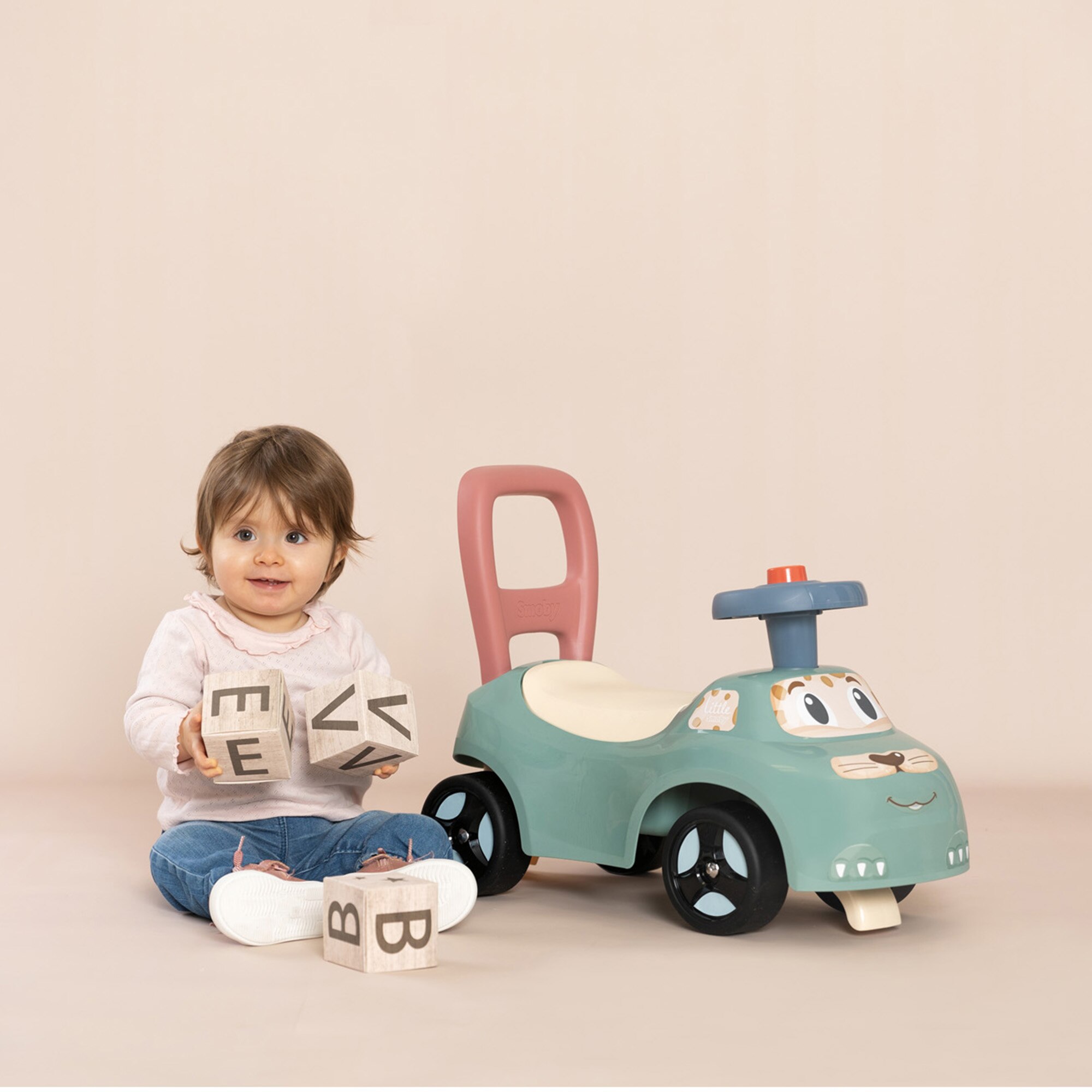 Correpasillos Little Smoby 8