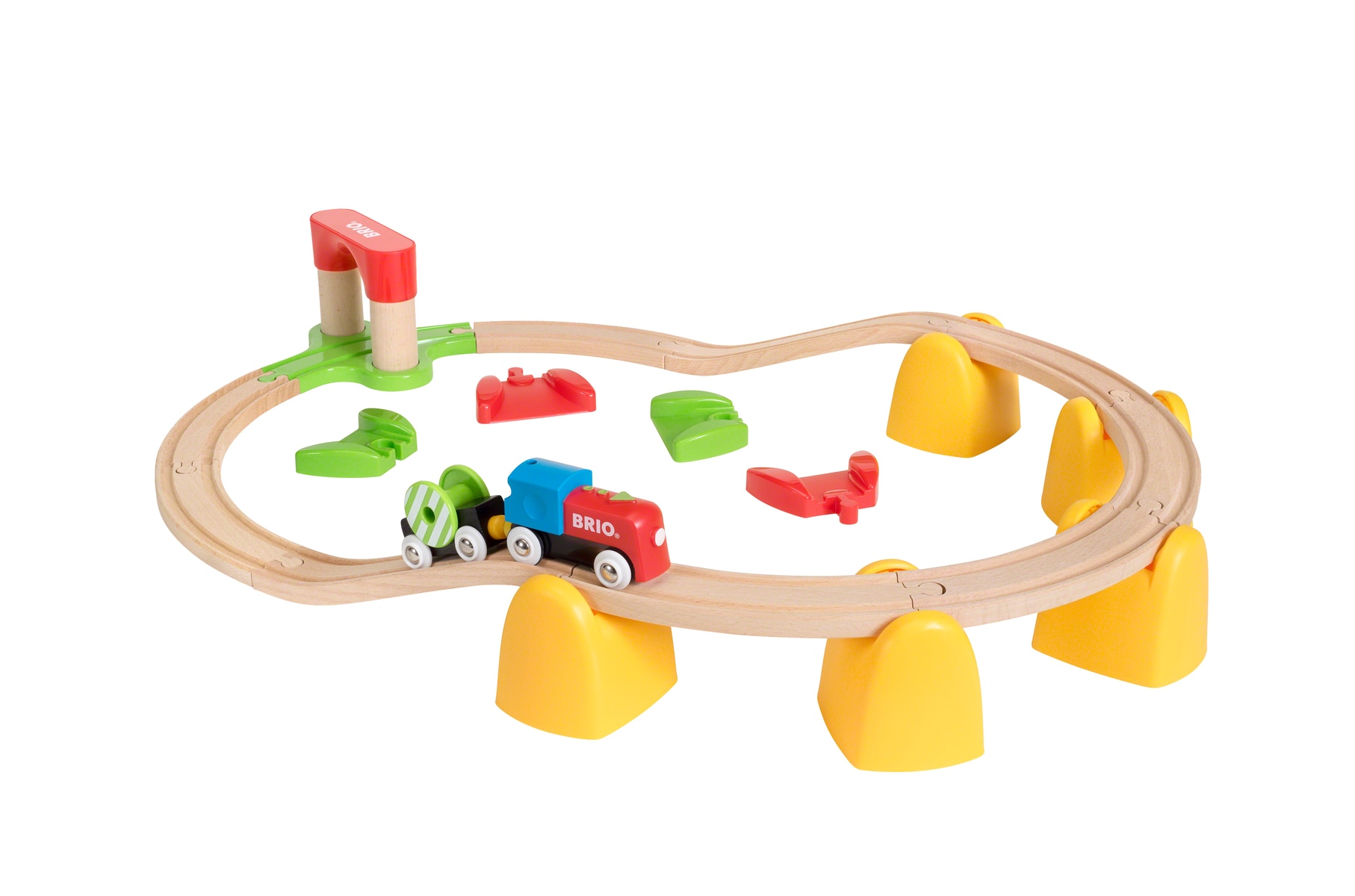Mi primer circuito de tren con tren a pilas Brio 3