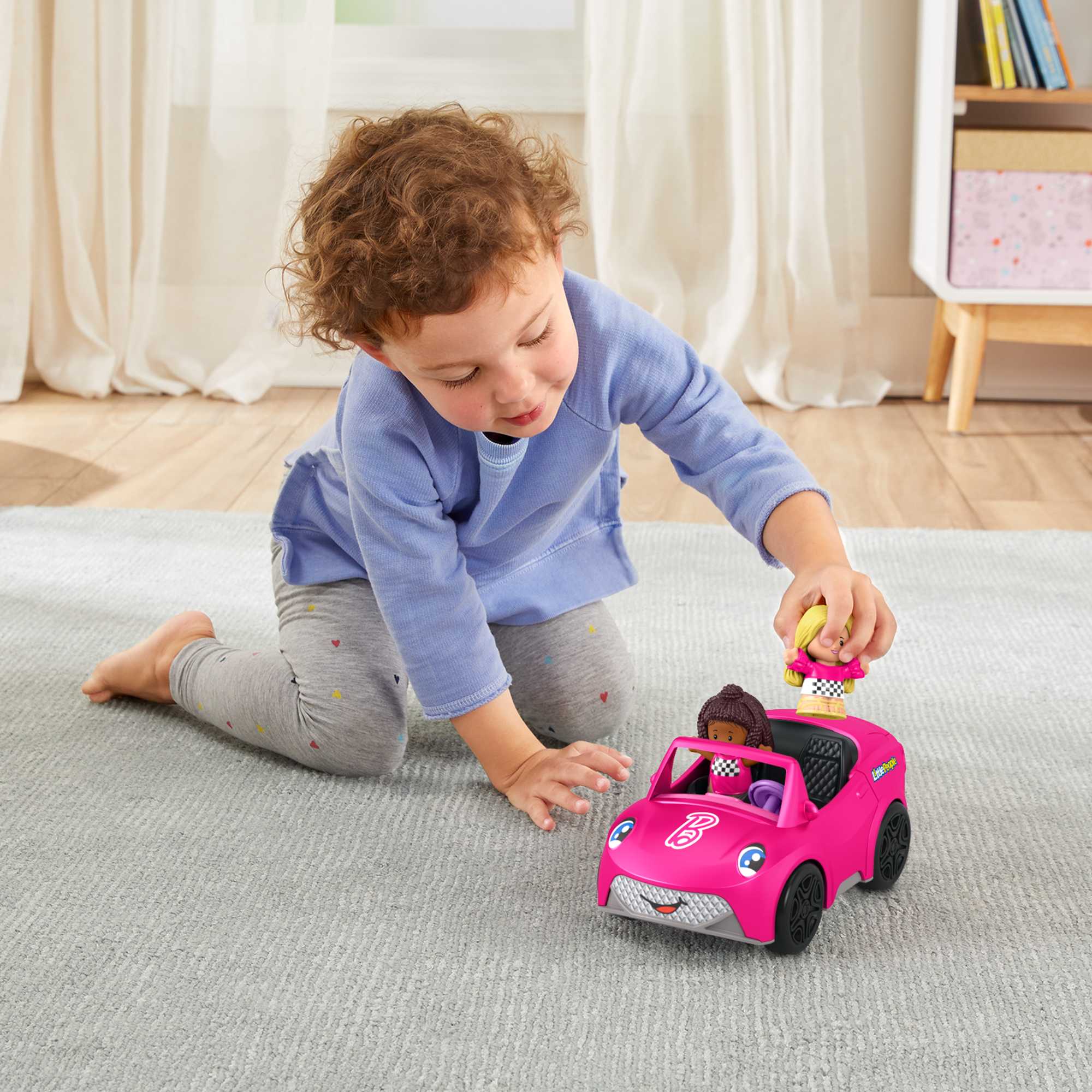 Little People Barbie, Brooklyn y su descapotable Fisher-Price 5