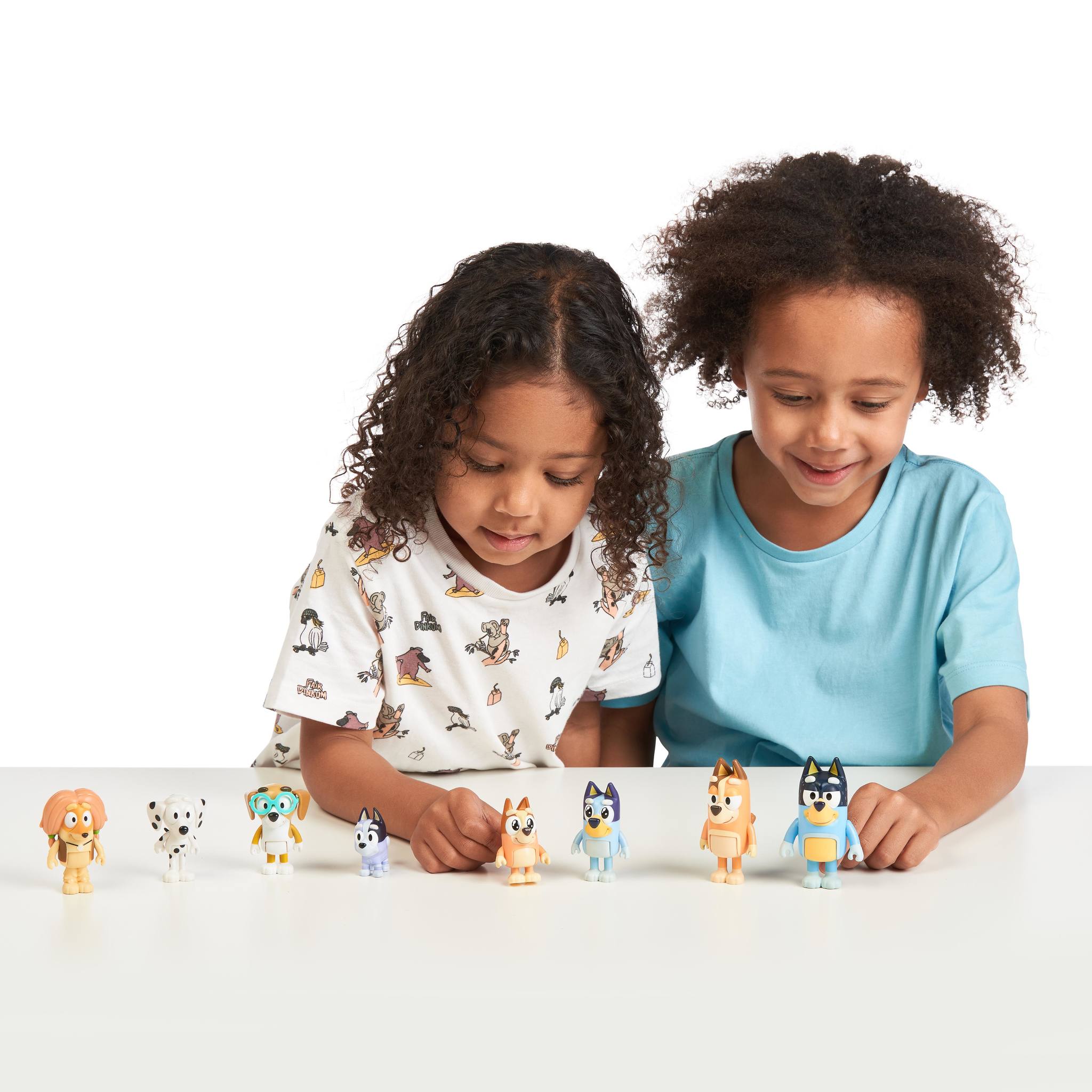 Pack 8 Figuras Bluey 5