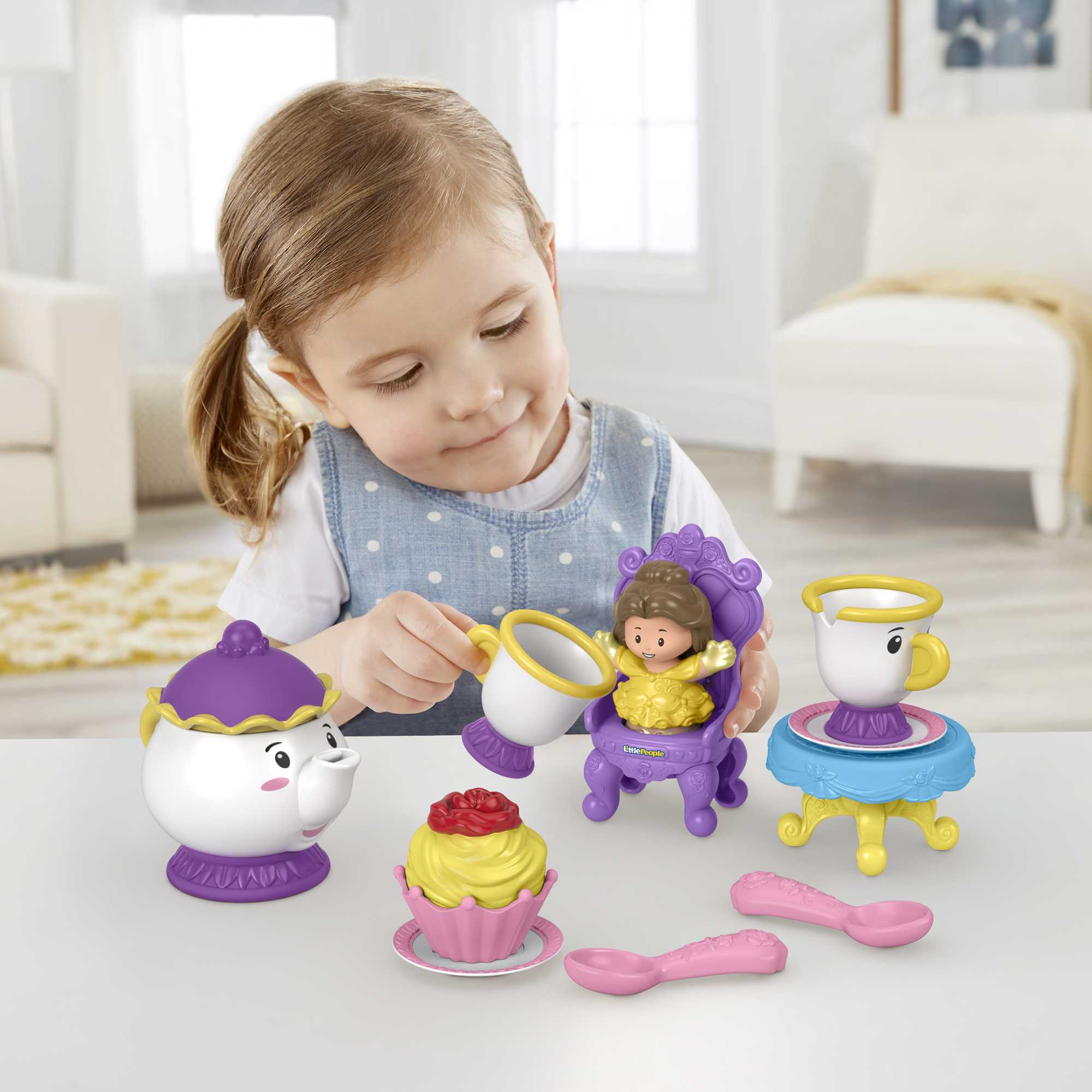 Juego de Té con Bella Disney Princesas Little People Fisher-Price 2