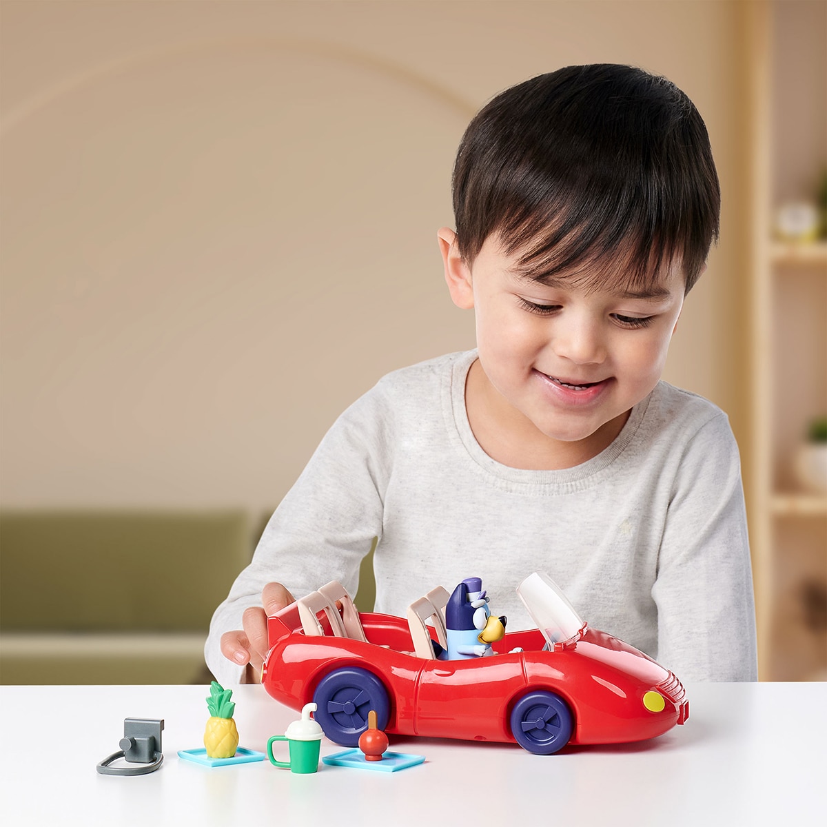 Vehículo convertible Bluey Famosa 7