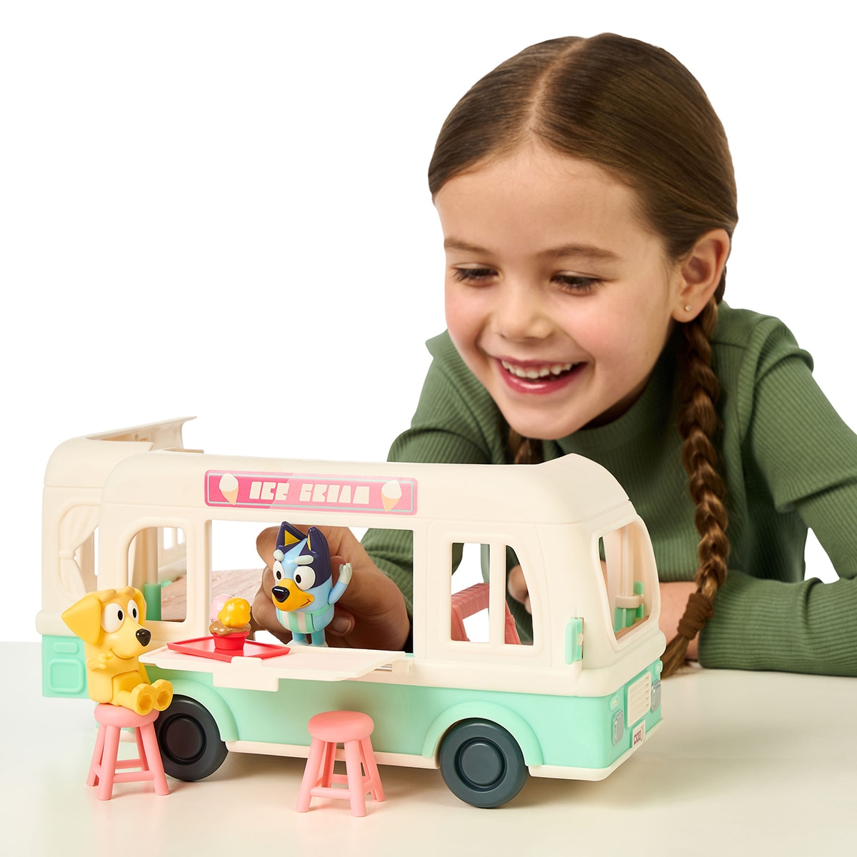 Playset Ice Cream Truck Bluey Famosa 4