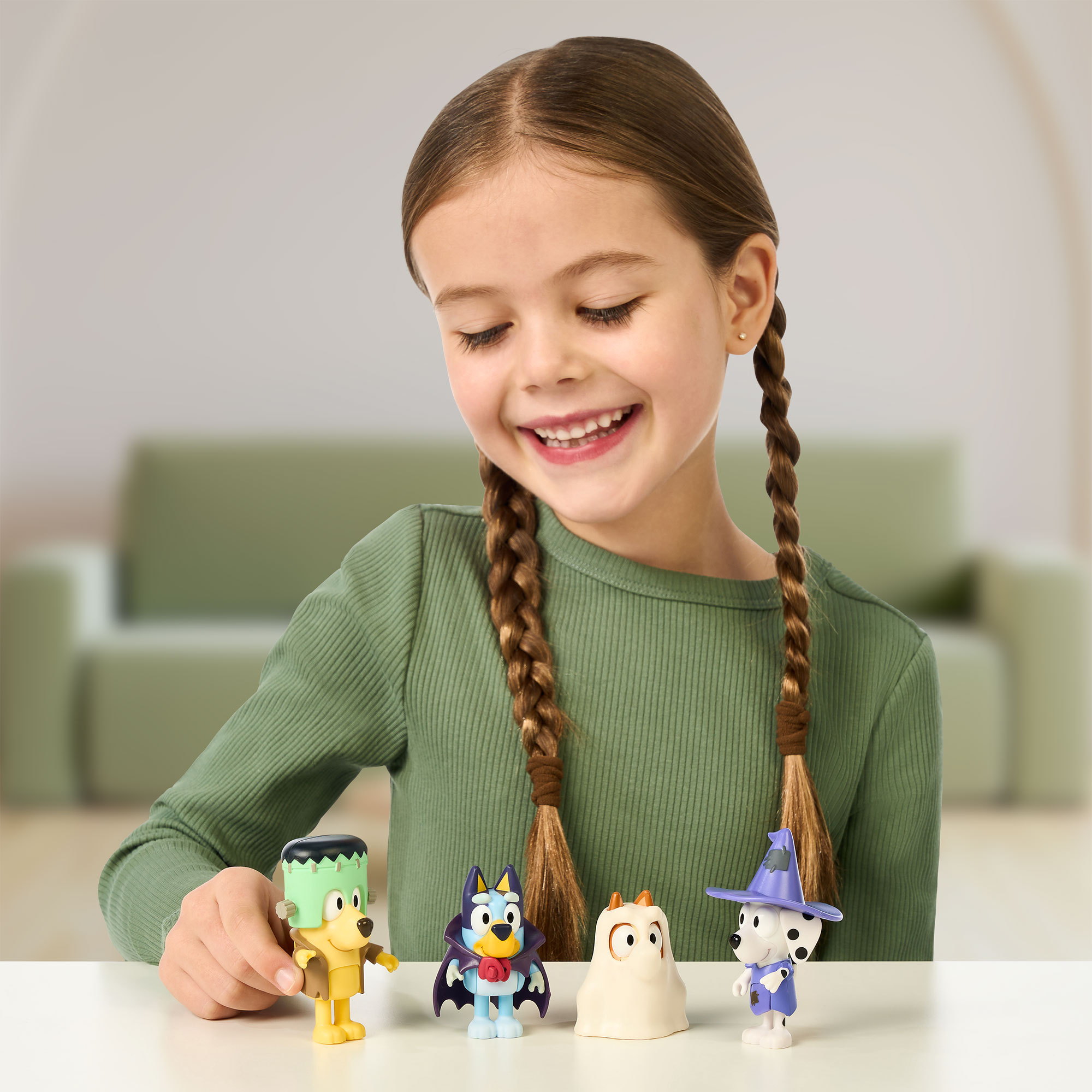 Bluey Pack 4 Figuras - Artigo Sortido. Envio realizado de forma aleatória 21