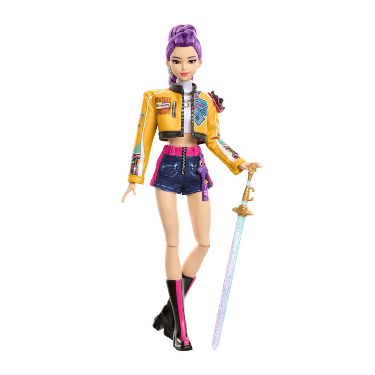 Muñeca Rumi HUNTR/X con el conjunto de la actuación "How It's Done" y accesorio de espada Netflix 6