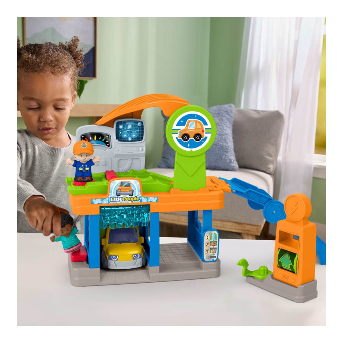 Imagen 2 de Juguete para bebés Little People con gasolinera, coche y figuras para +1 año Fisher-Price