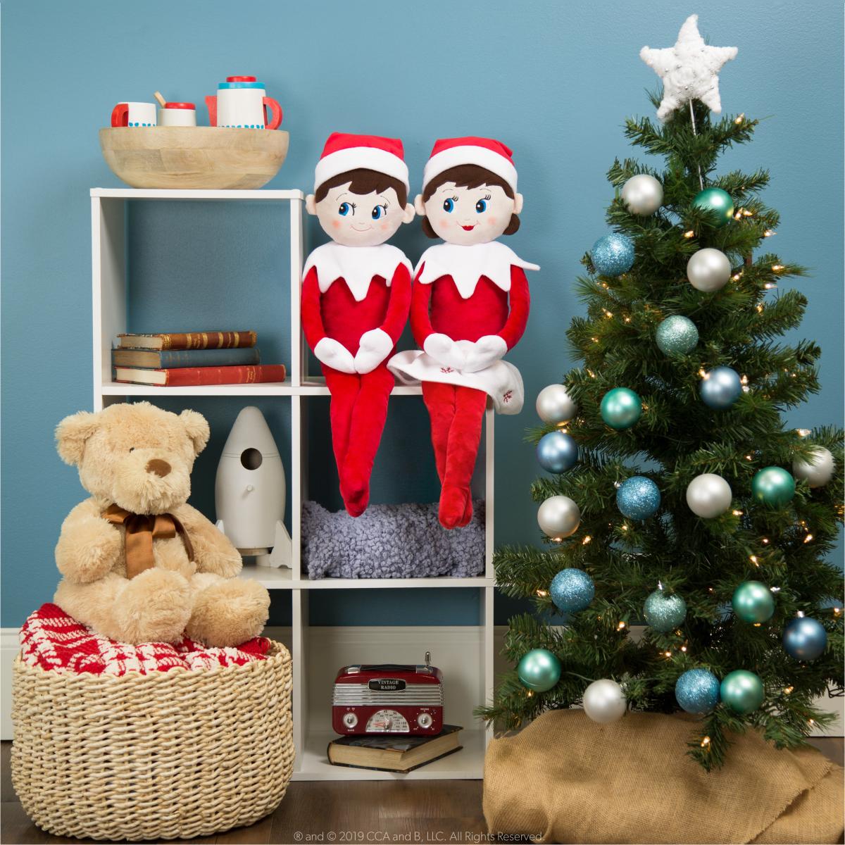 THE ELF ON THE SHELF: PELUCHE GIGANTE 27" ELFO NIÑA 5