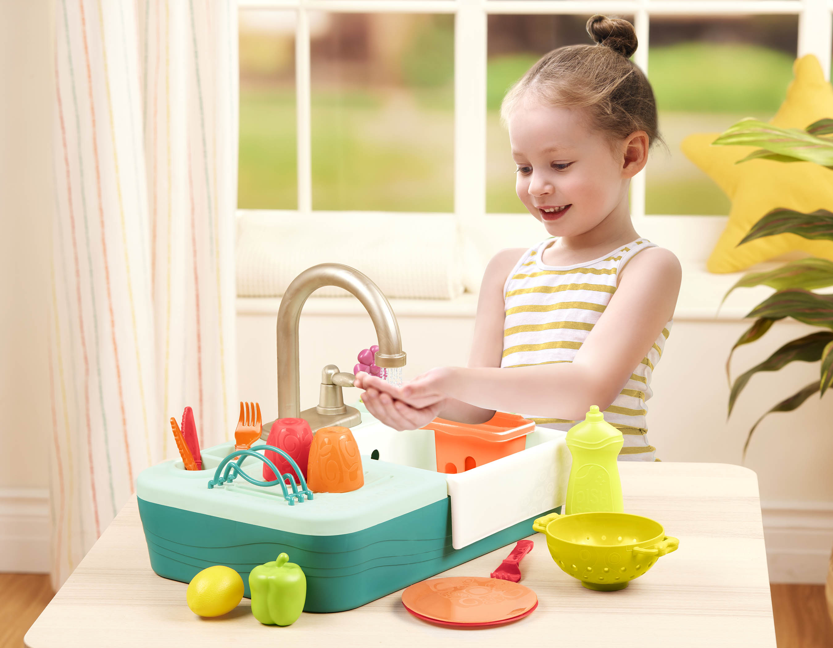 Fregadero de cocina con grifo electrico B Toys 2