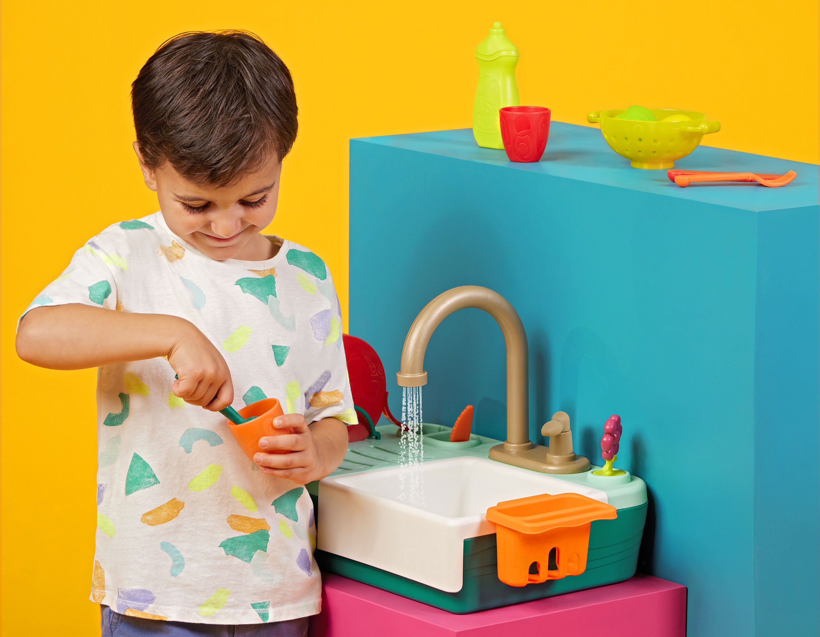 Fregadero de cocina con grifo electrico B Toys · B.TOYS · El Corte Inglés Fregadero de cocina con grifo electrico B Toys · B.TOYS · El Corte Inglés