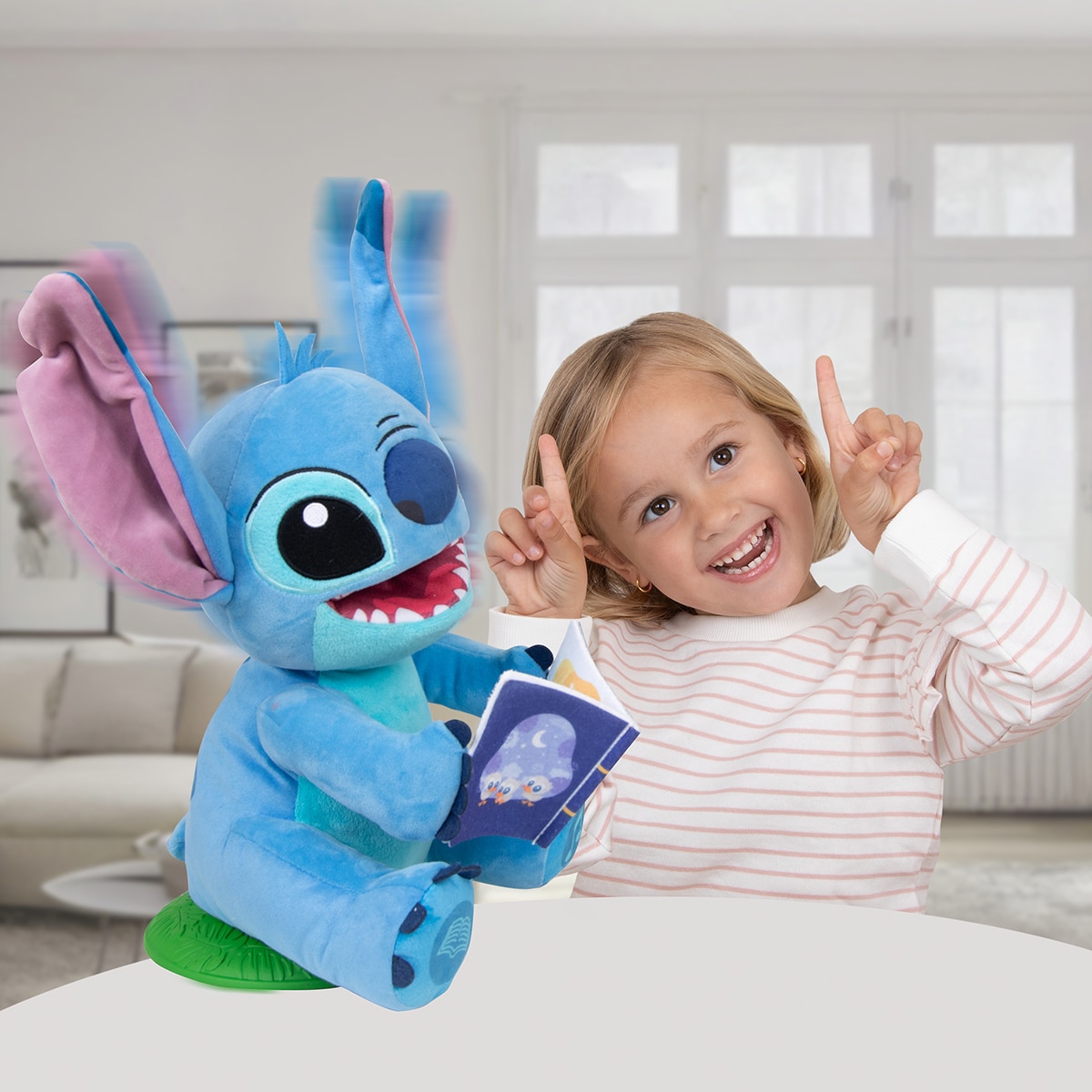 Peluche interactivo Stitch Cuentacuentos Lilo&Stitch Disney IMC Toys 6