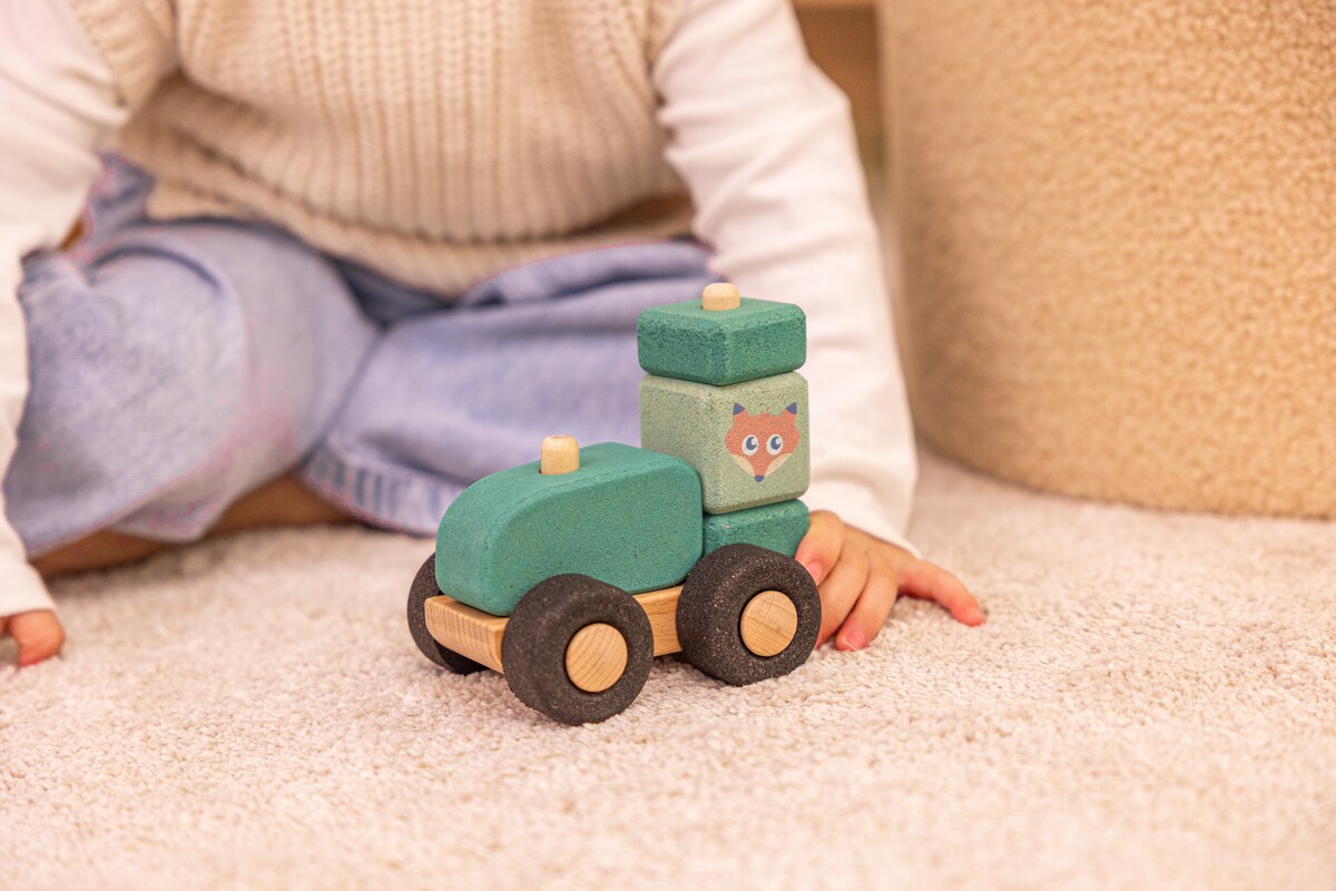 Tractor apilable de corcho Korko 2