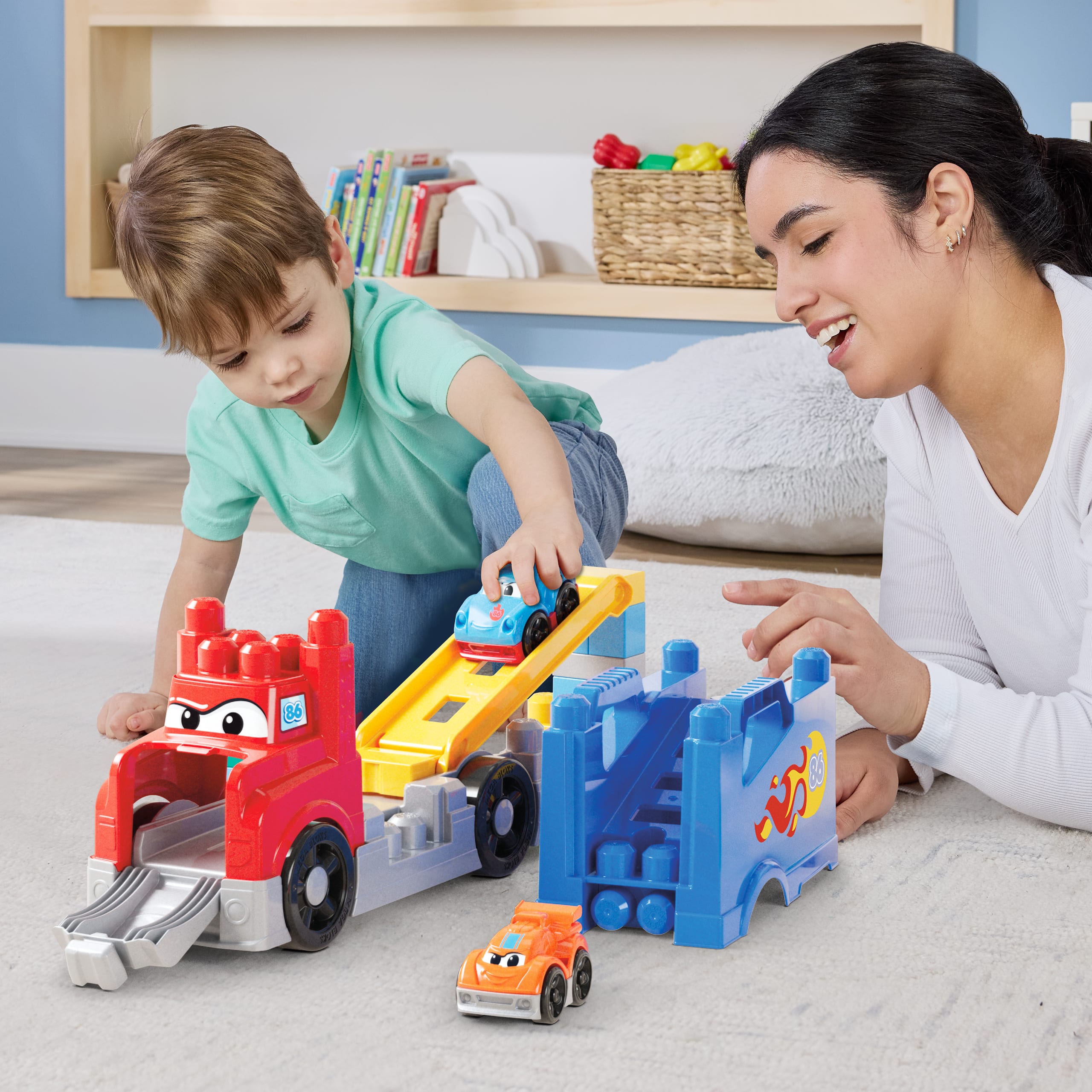 Camión carreras y construcción con bloques Mega Bloks 6