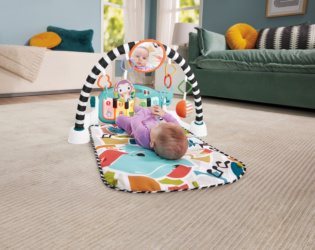 Alfombra de actividades para bebés Glow and Grow Fisher-Price 2