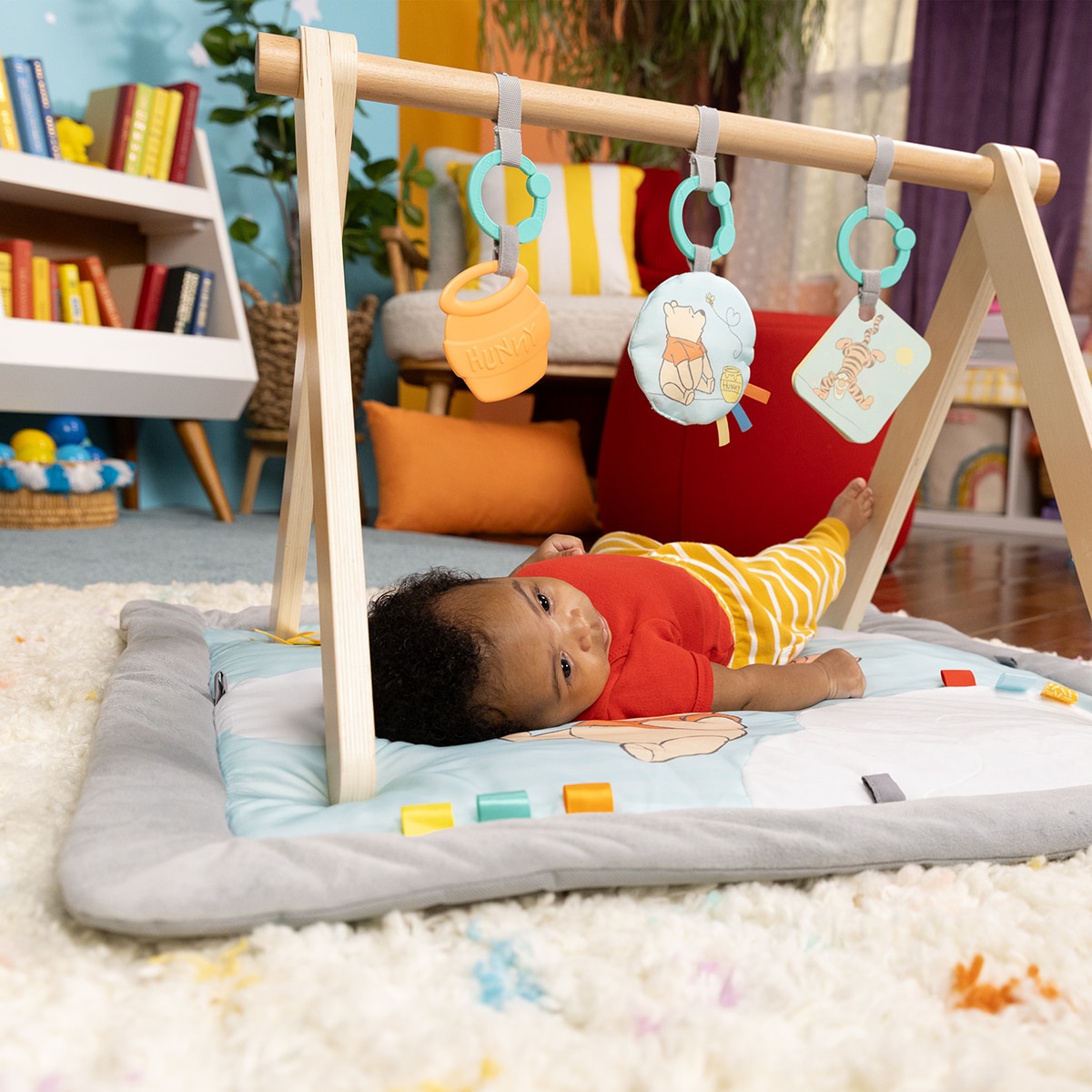 Gimnasio de actividades Winnie the Pooh Once Upon a Tummy Time Bright Starts 9