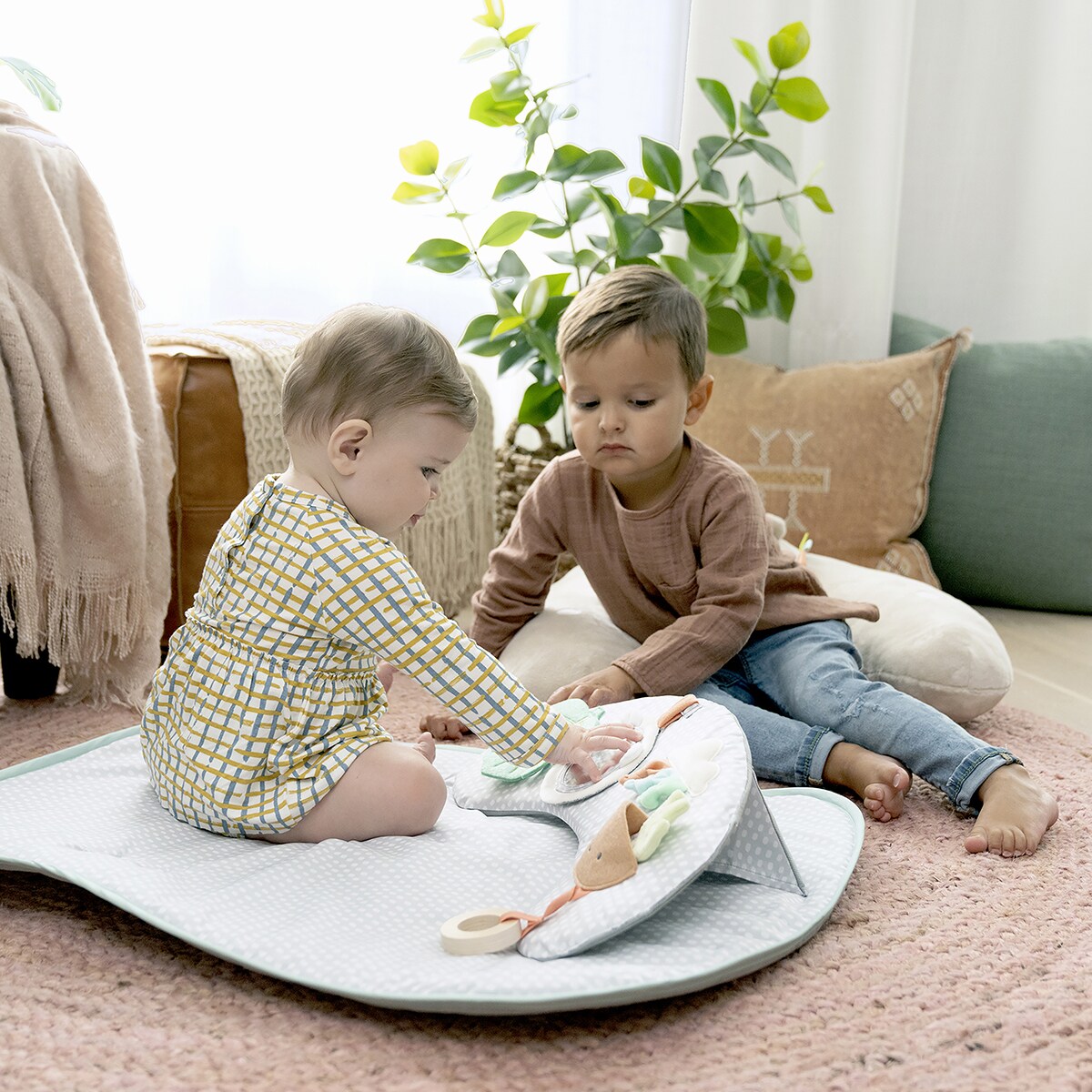 Alfombra de actividades Cozy Prop Ingenuity 15