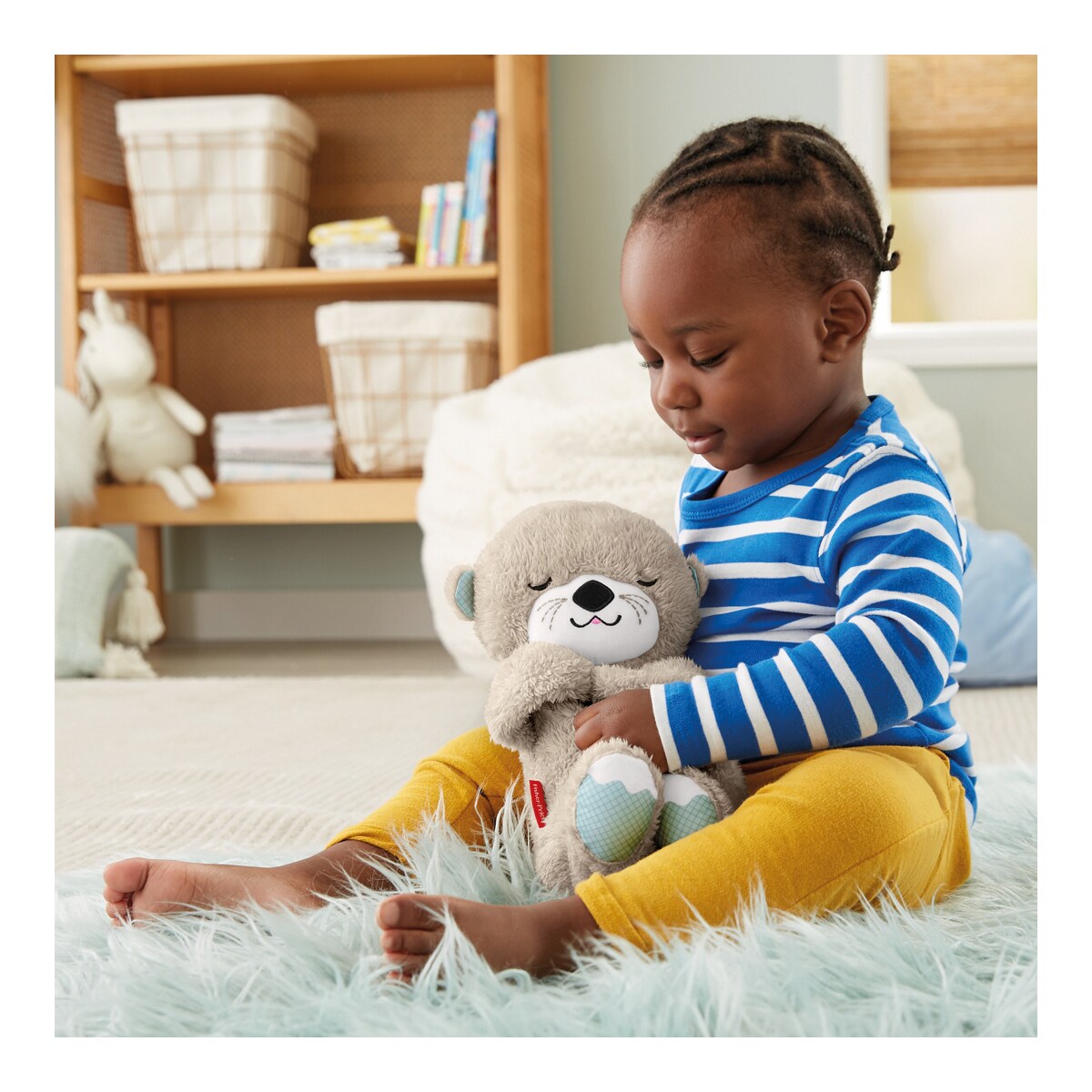 Fisher-Price Nutria Hora de Dormir, juguete de cuna y peluche para bebé recién nacido 5