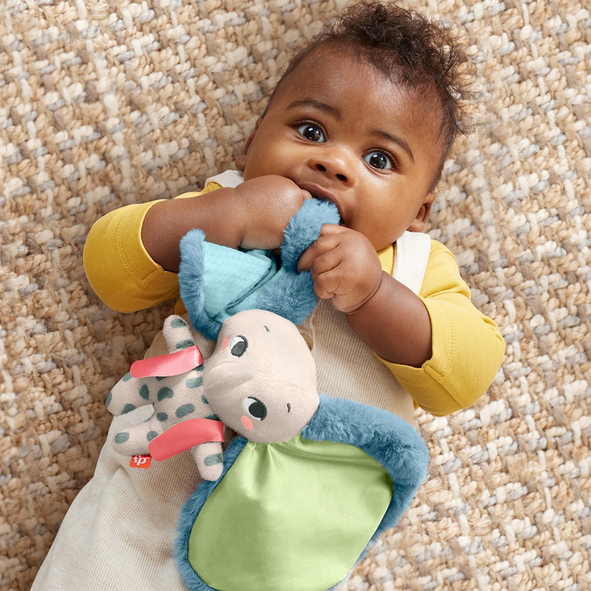 Peluche Elefante orejas grandes SustainaPals Fisher-Price 2