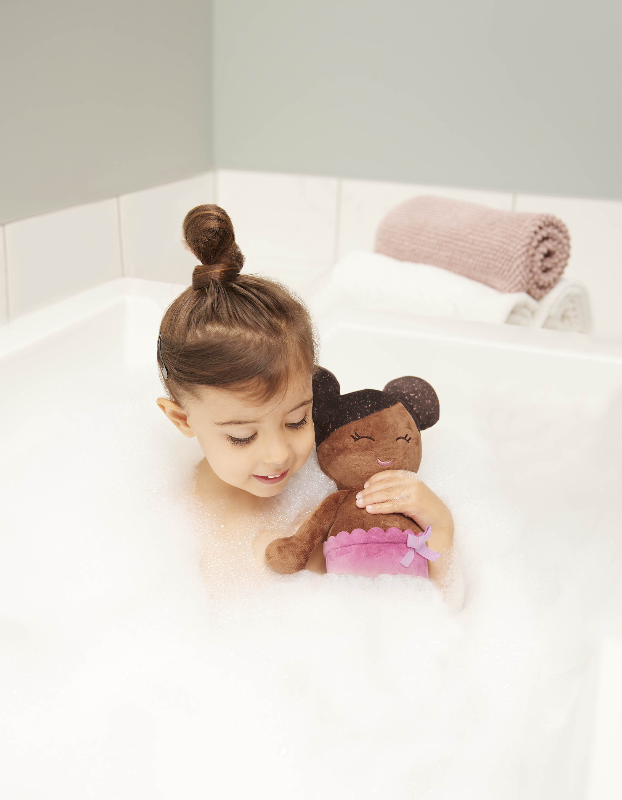 Muñeca peluche de baño, aa Lullababy 5