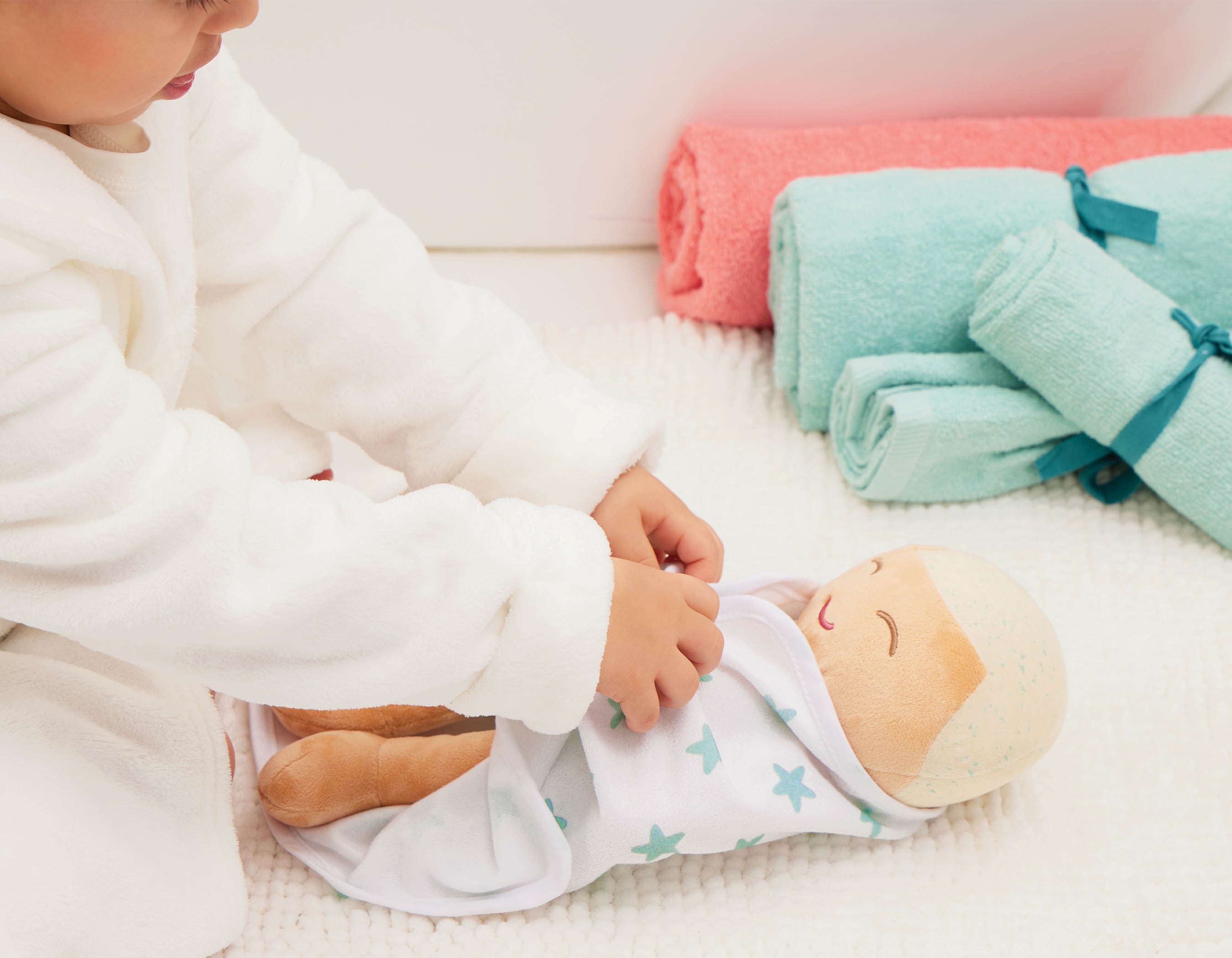 Muñeco peluche de Baño pelo rubio Lullababy Bebe 10