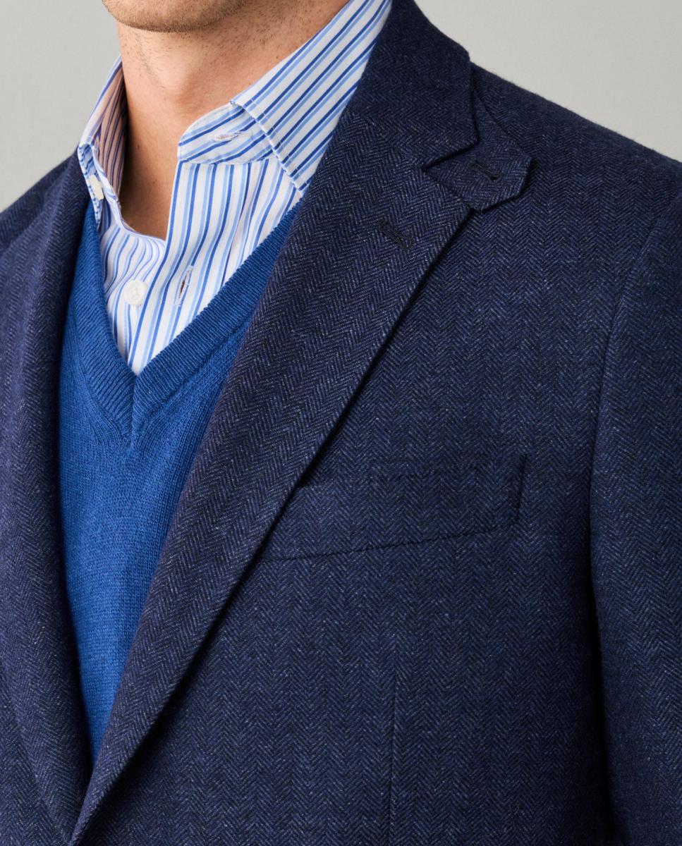 Blazer de Lã em Espiga com Lapela Clássica de Encaixe, Design Semi-forrado e Fecho de Dois Botões, Tamanhos Grandes. Azul-marinho-3