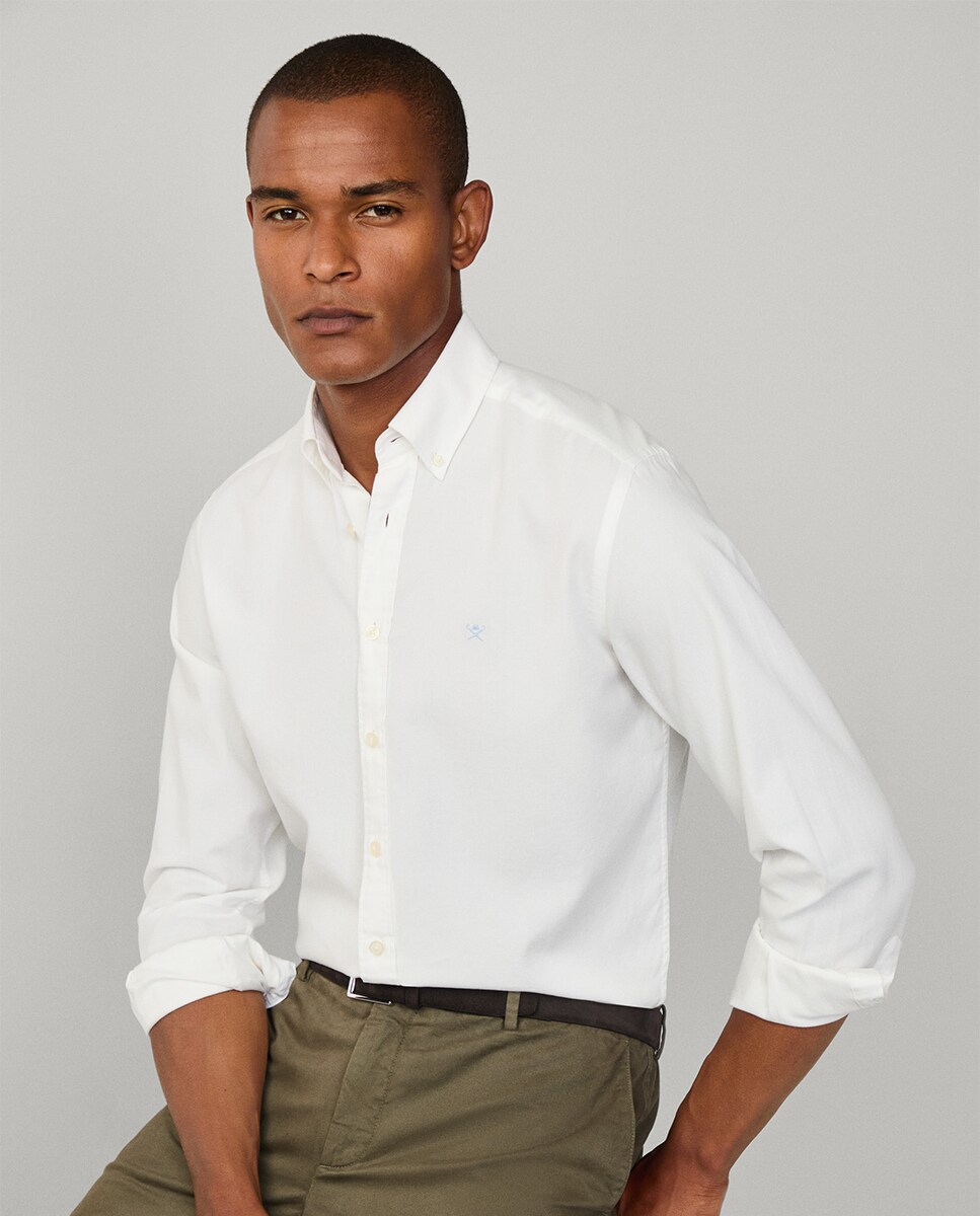 Camisa Oxford Classic Fit Tingida com Logótipo Bordado Tamanhos Grandes Branco-1