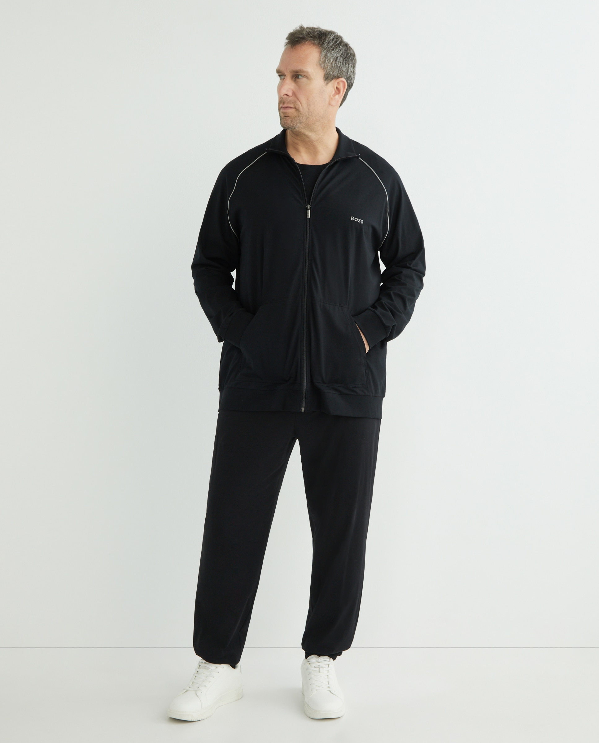 Sweatshirt Tamanhos Grandes com Fecho de Correr Preto-2