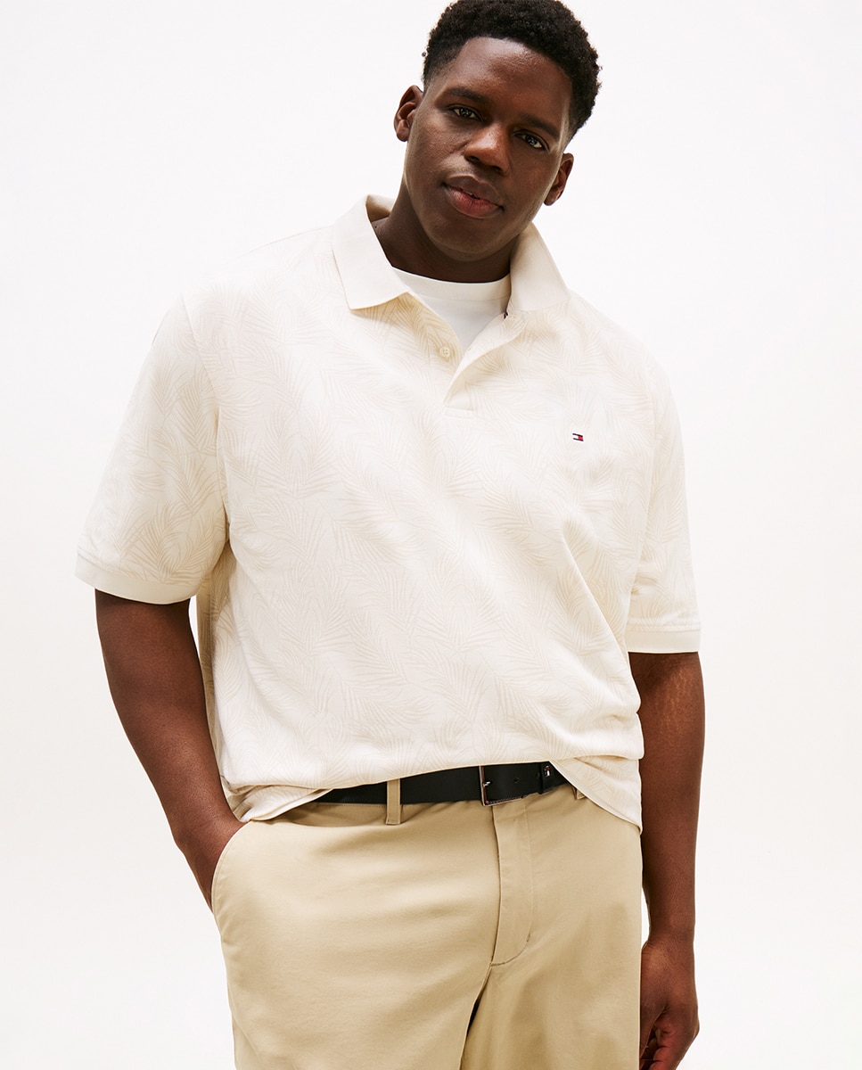 Polo de Manga Curta com Estampado de Folhas Tamanhos Grandes Creme-1