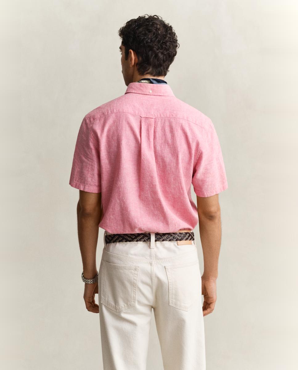 Camisa Tamanhos Grandes de Manga Curta com Escudo Bordado Rosa-2