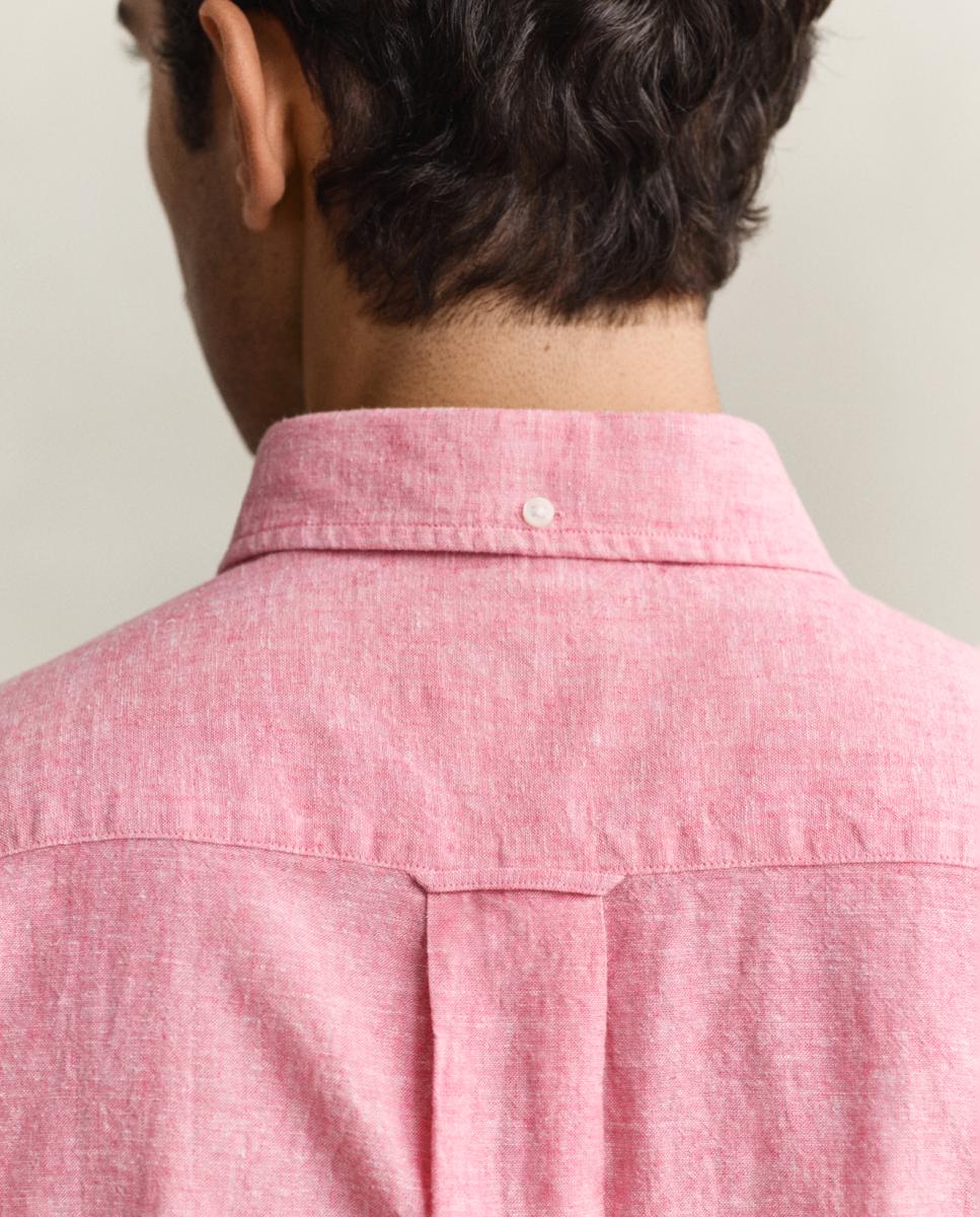 Camisa Tamanhos Grandes de Manga Curta com Escudo Bordado Rosa-3