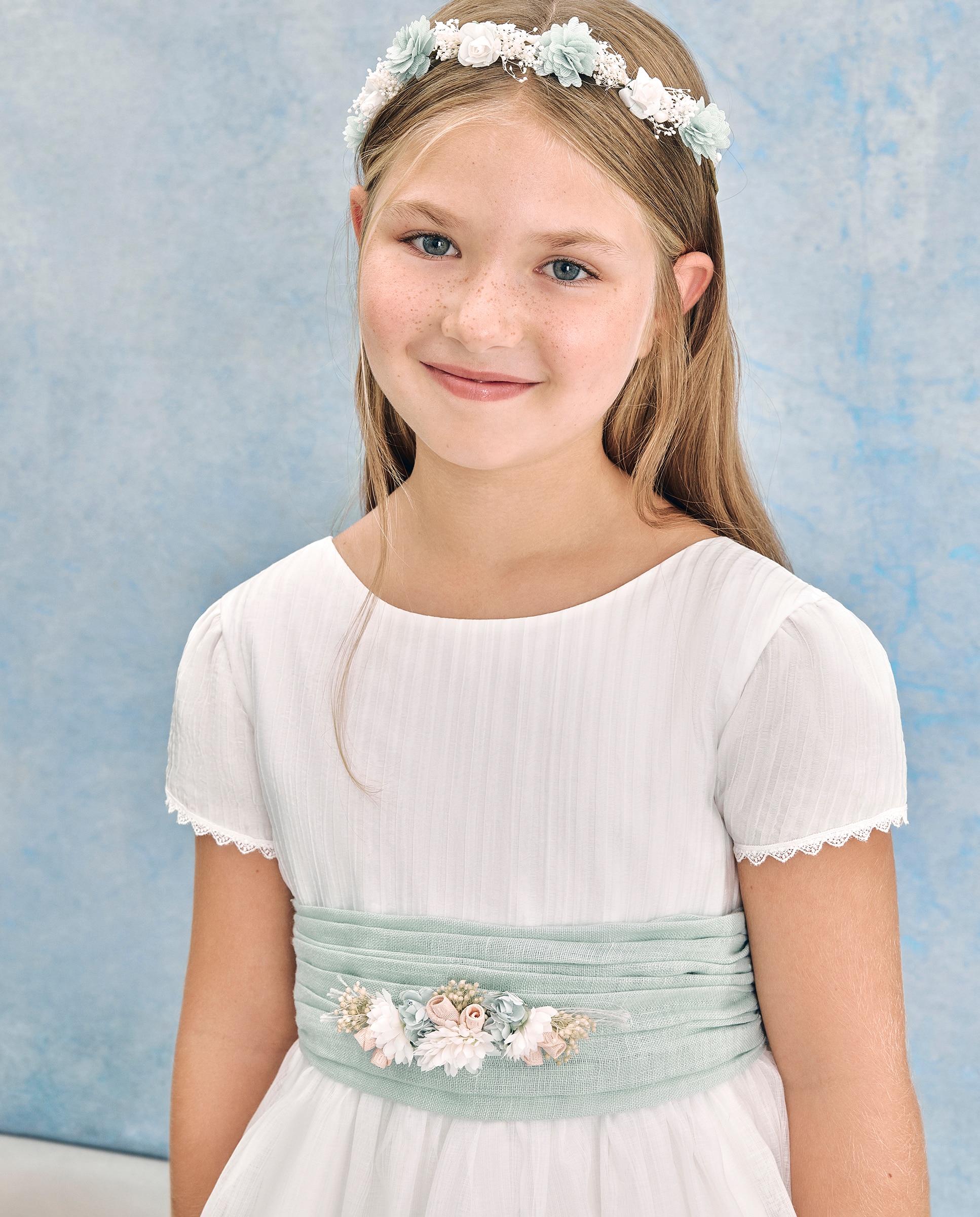 Vestido de Comunhão com Manga Curta Betria Coconut El Corte Inglés Branco-marfim-1