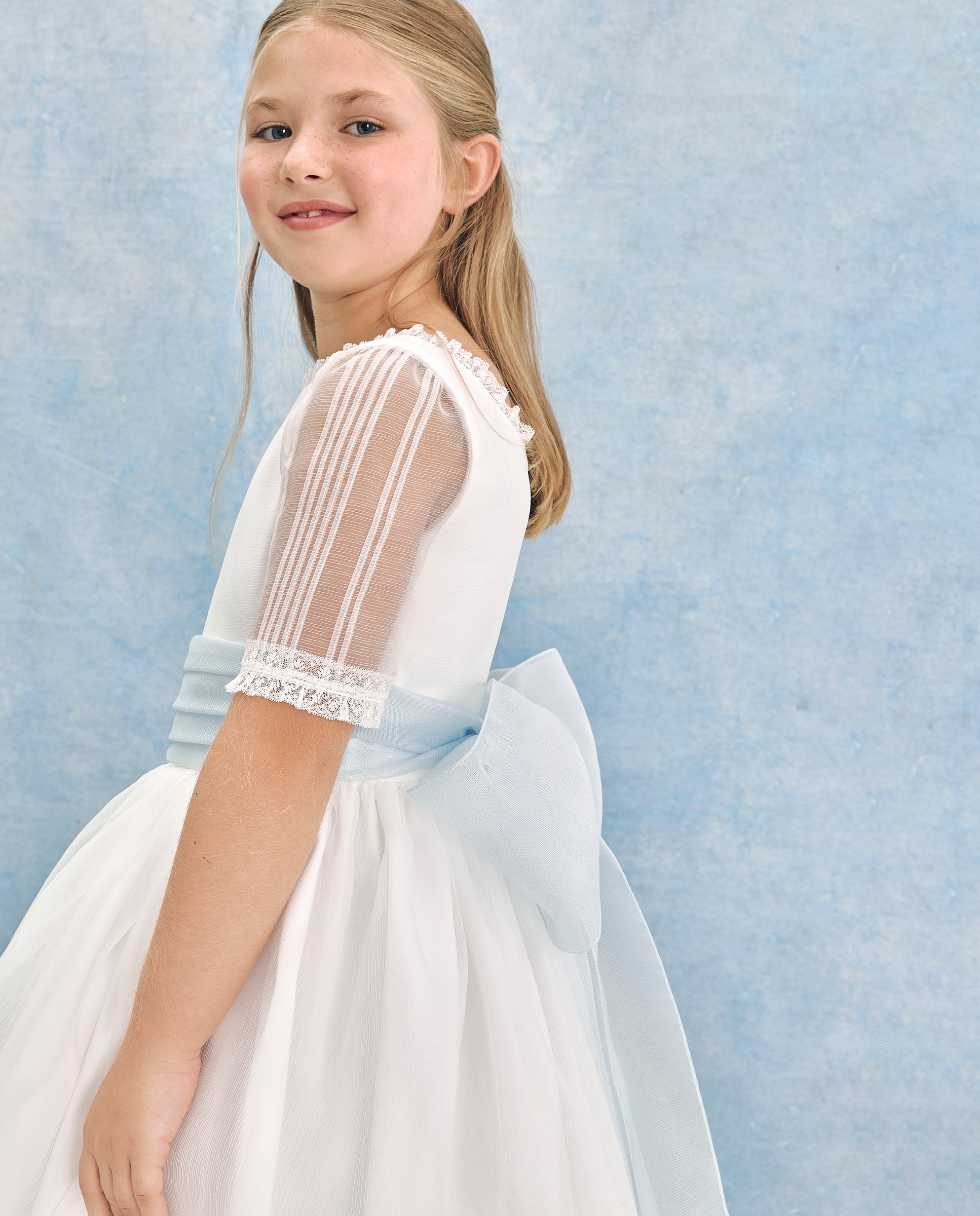 Vestido de Comunhão com Manga Curta e Pregas Selene Coconut El Corte Inglés Branco-marfim-1