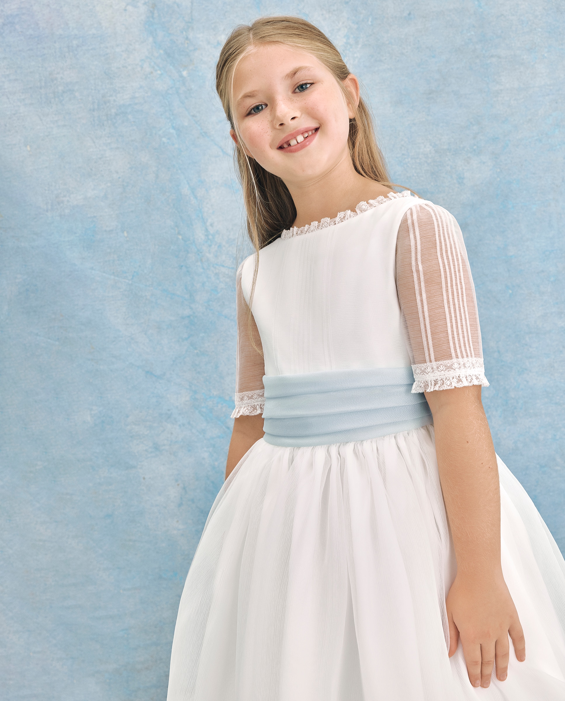 Vestido de Comunhão com Manga Curta e Pregas Selene Coconut El Corte Inglés Branco-marfim-2