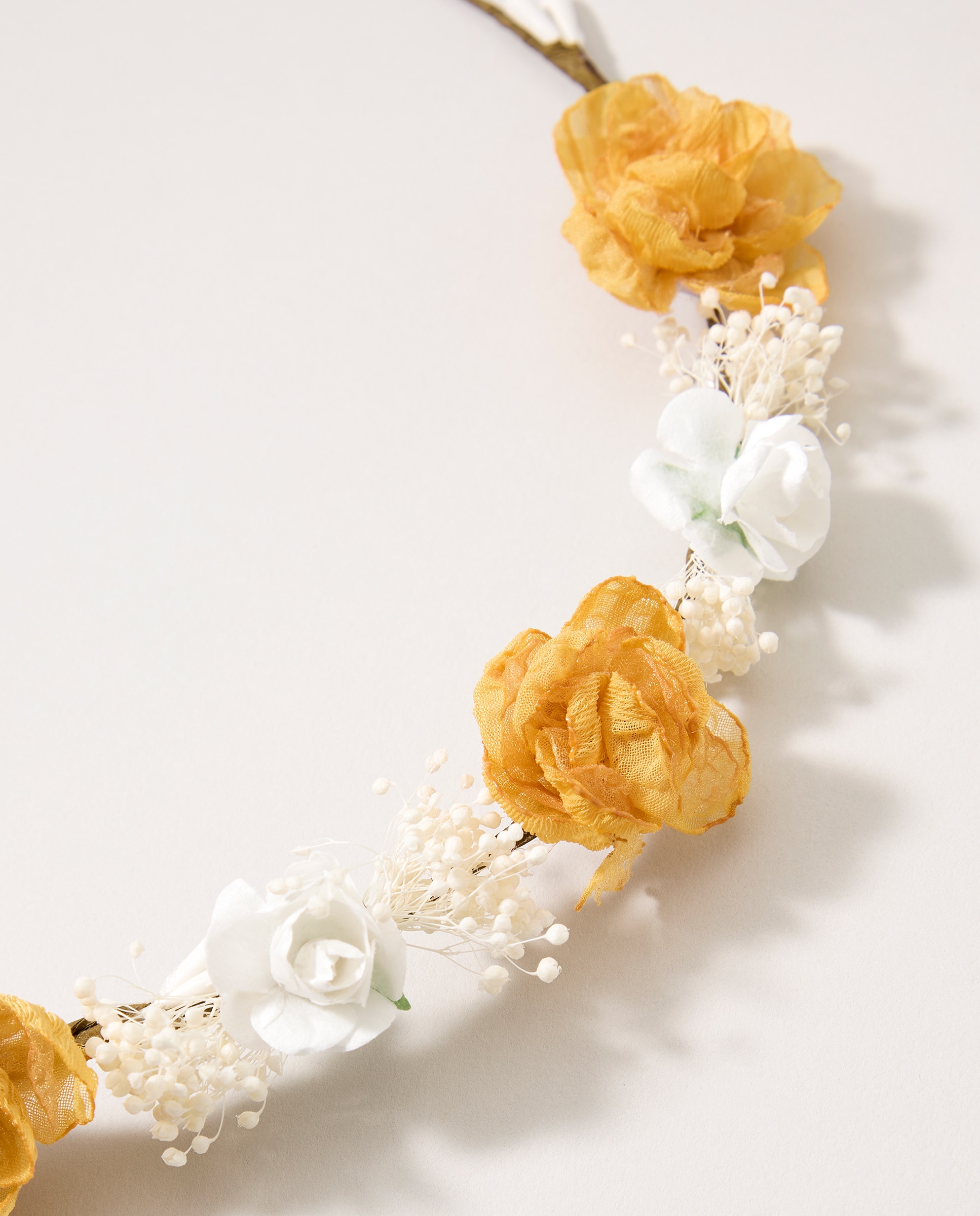 Coroa Média com Flores Javea e Gypso Coconut El Corte Inglés Mostarda-2