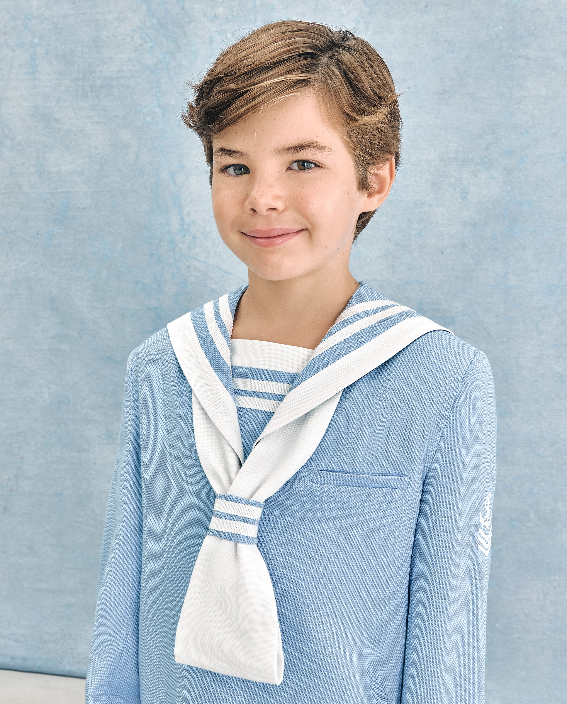 Fato Tipo Marinheiro com Estrutura Perseo 410 Azul Claro-1