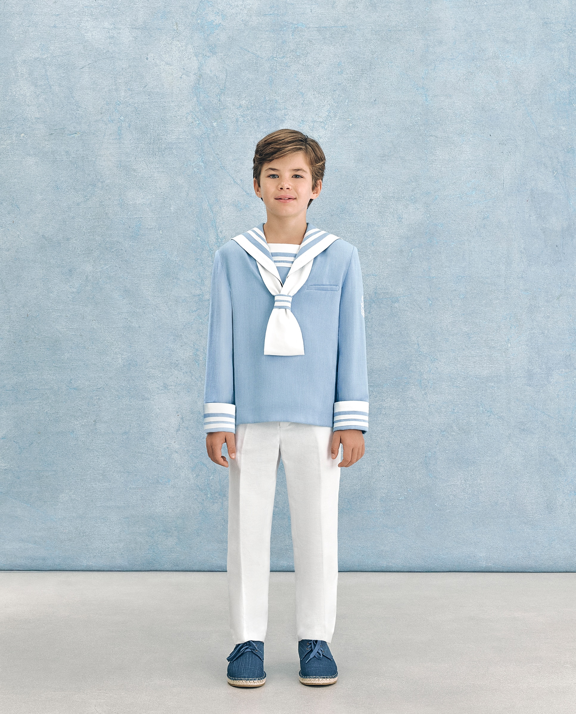 Fato Tipo Marinheiro com Estrutura Perseo 410 Azul Claro-4