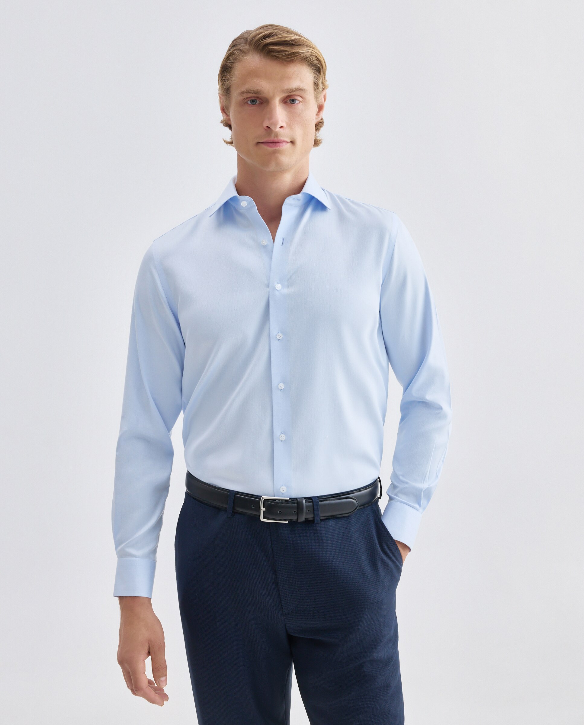 Imagen 0 de Camisa de hombre non iron Azul claro