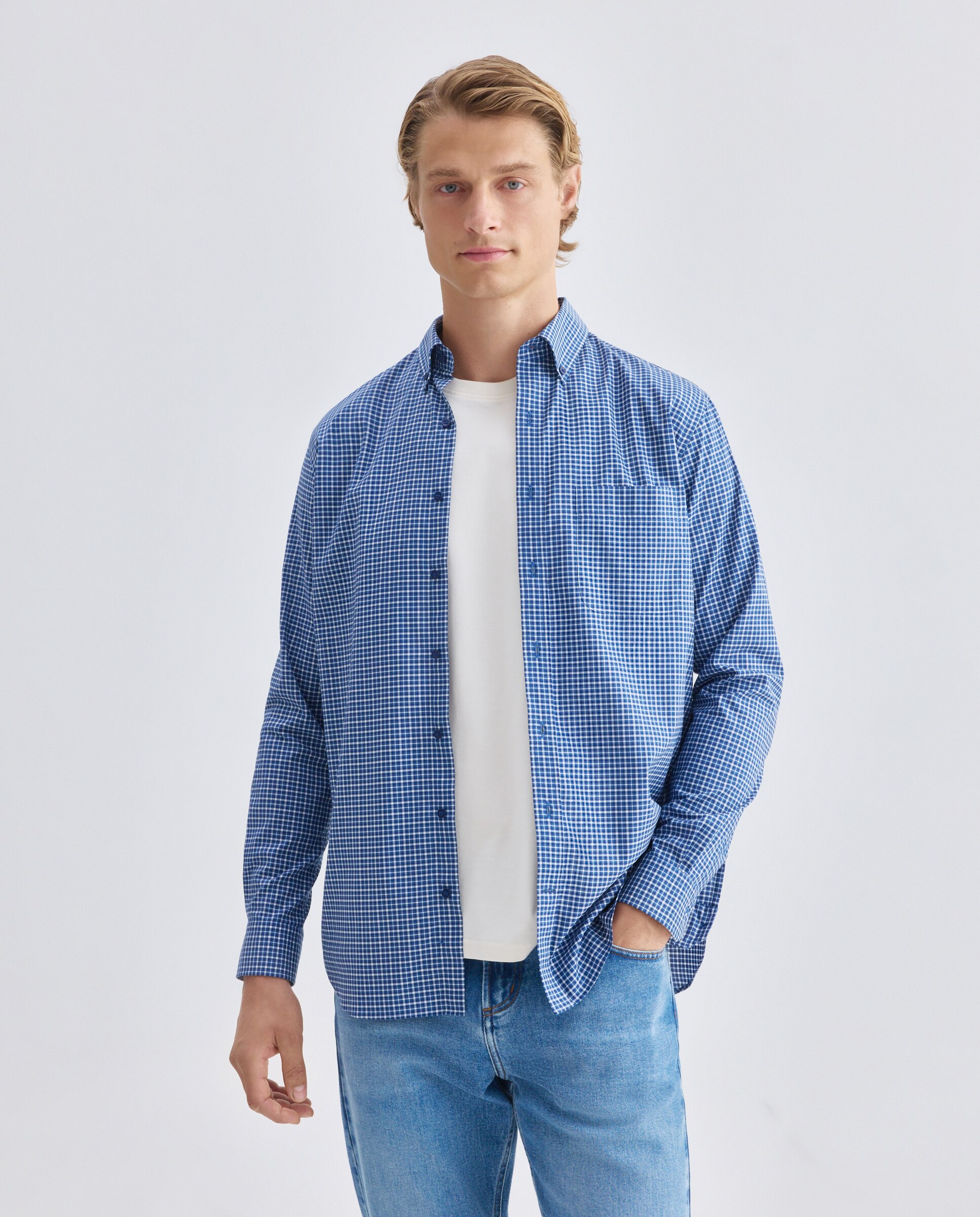 Imagen 0 de Camisa de hombre non iron Azul
