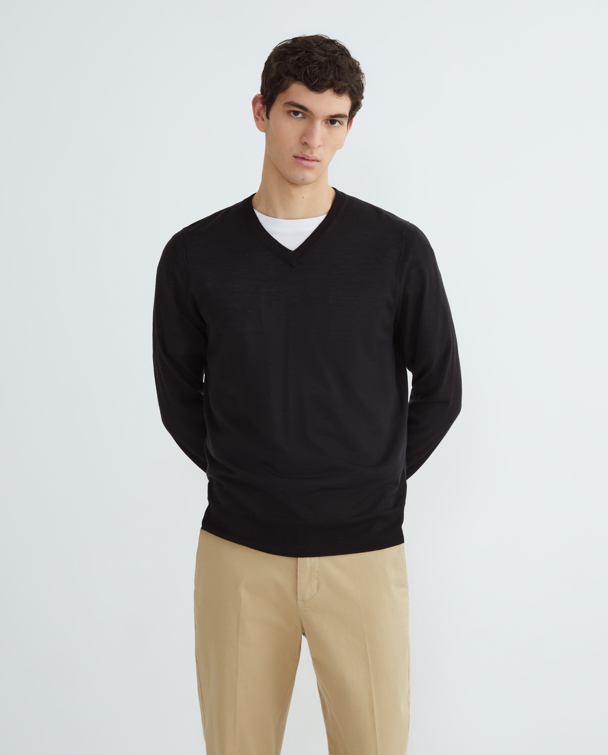 Imagem 0 de Camisola de Malha Lisa com Decote em Bico