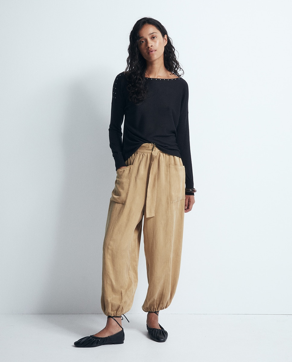 Camisola de Malha Assimétrica com Tachas Preto-2