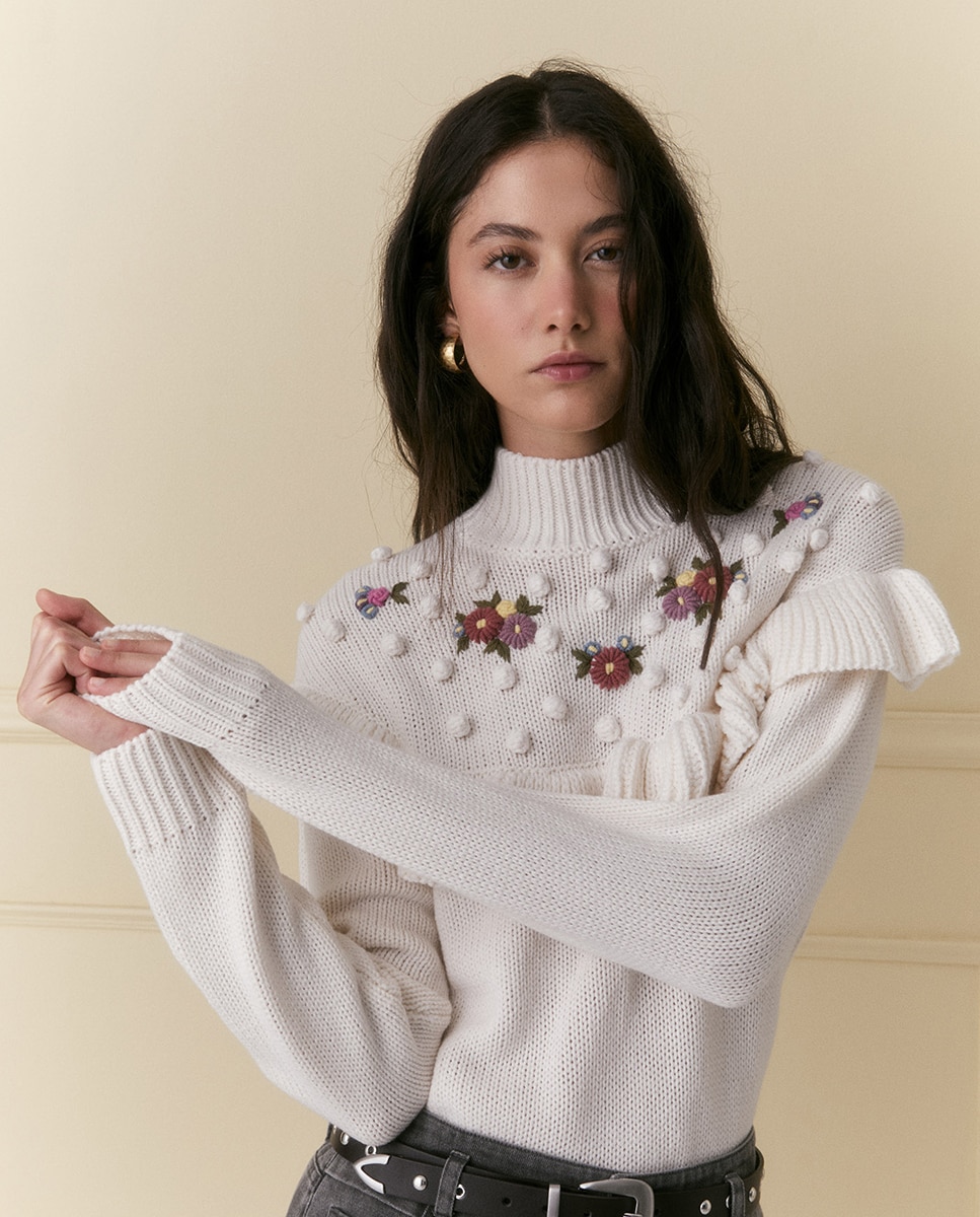 Camisola de Malha com Peitilho com Bordados 120 Cru-3