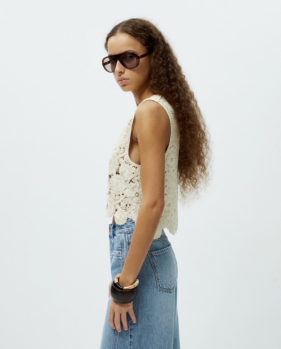Colete de Crochet com Missangas Cru-4