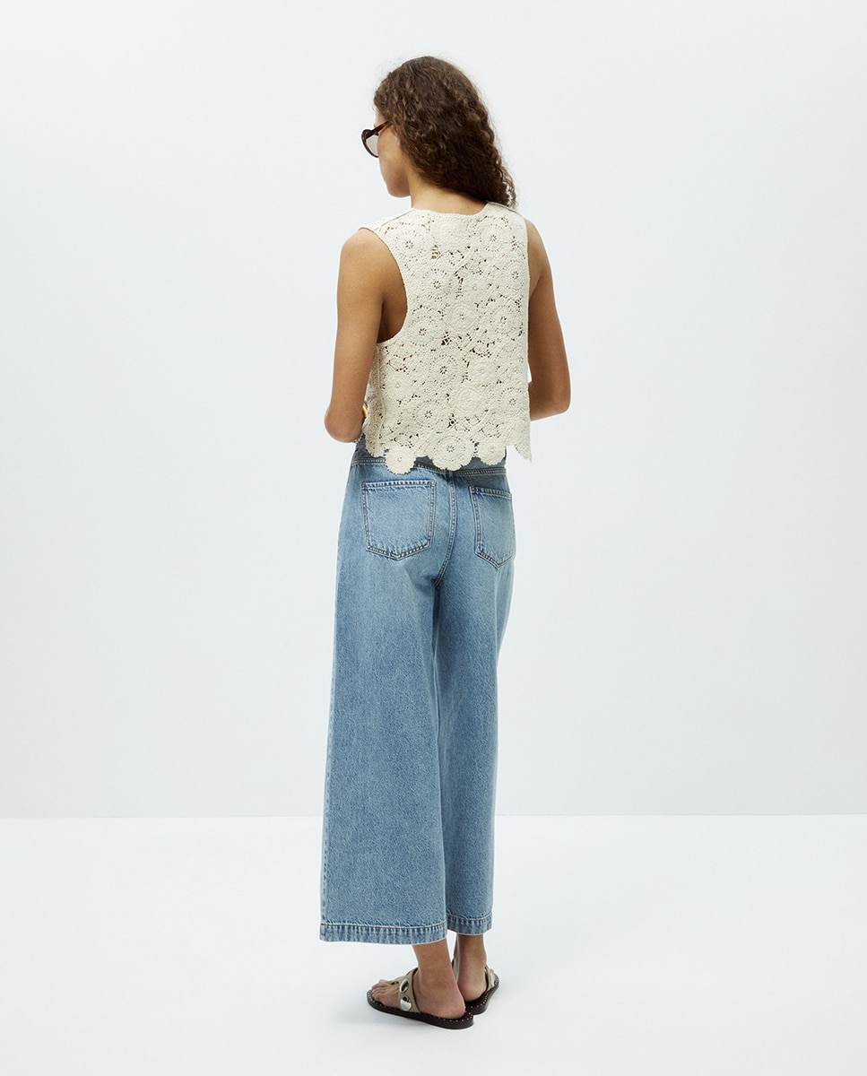 Colete de Crochet com Missangas Cru-5