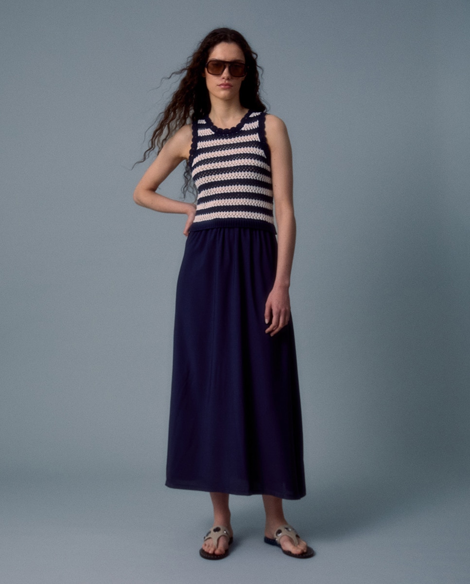 Imagem 0 de Vestido Combinado às Riscas