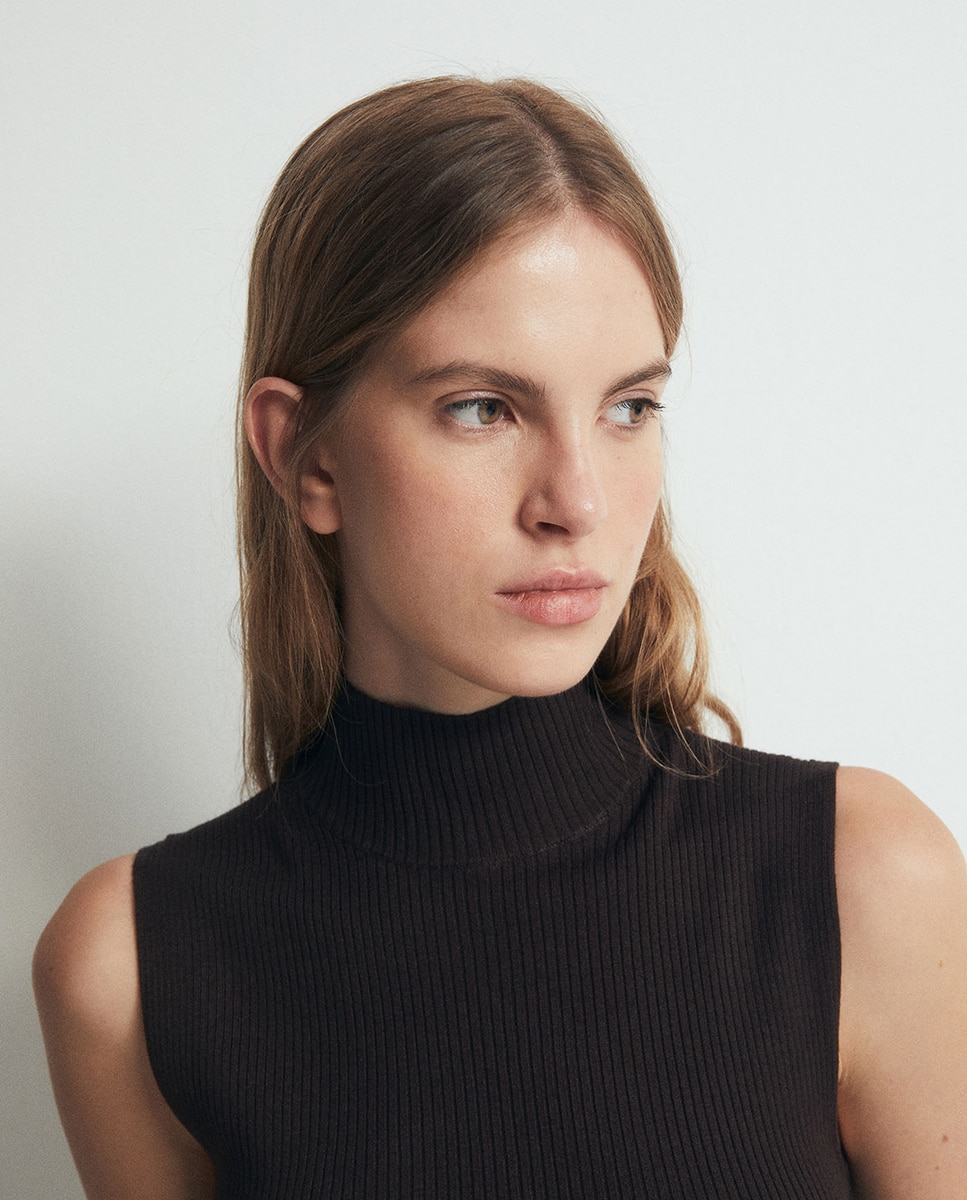 Top cuello perkins - Sfera - Chocolate Chocolate-2