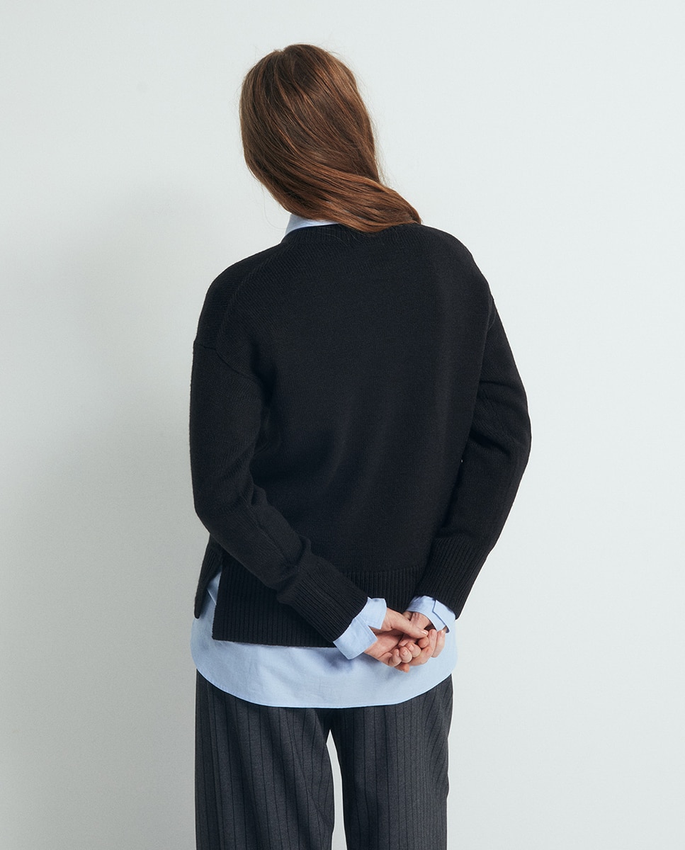 Camisola de Malha Básica com Ponto Liso Preto-4