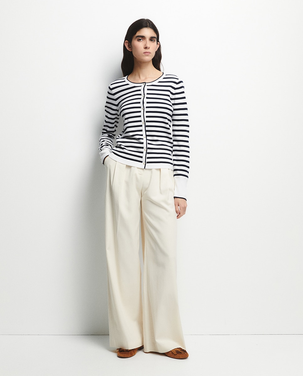 Casaco de malha às riscas Branco-2