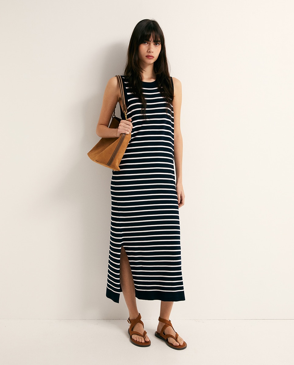 Imagem 0 de Vestido midi às riscas