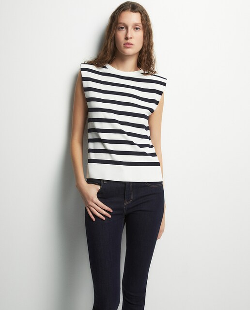 Imagen 0 de Top punto