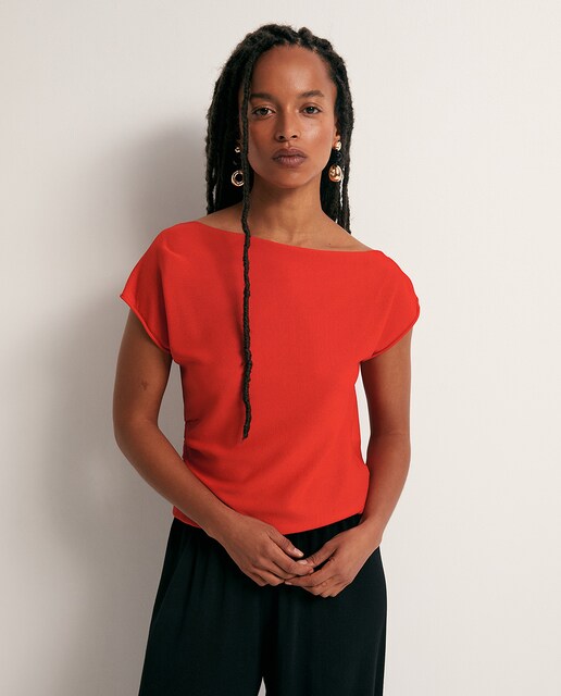 Imagen 0 de Top asimétrico pliegues